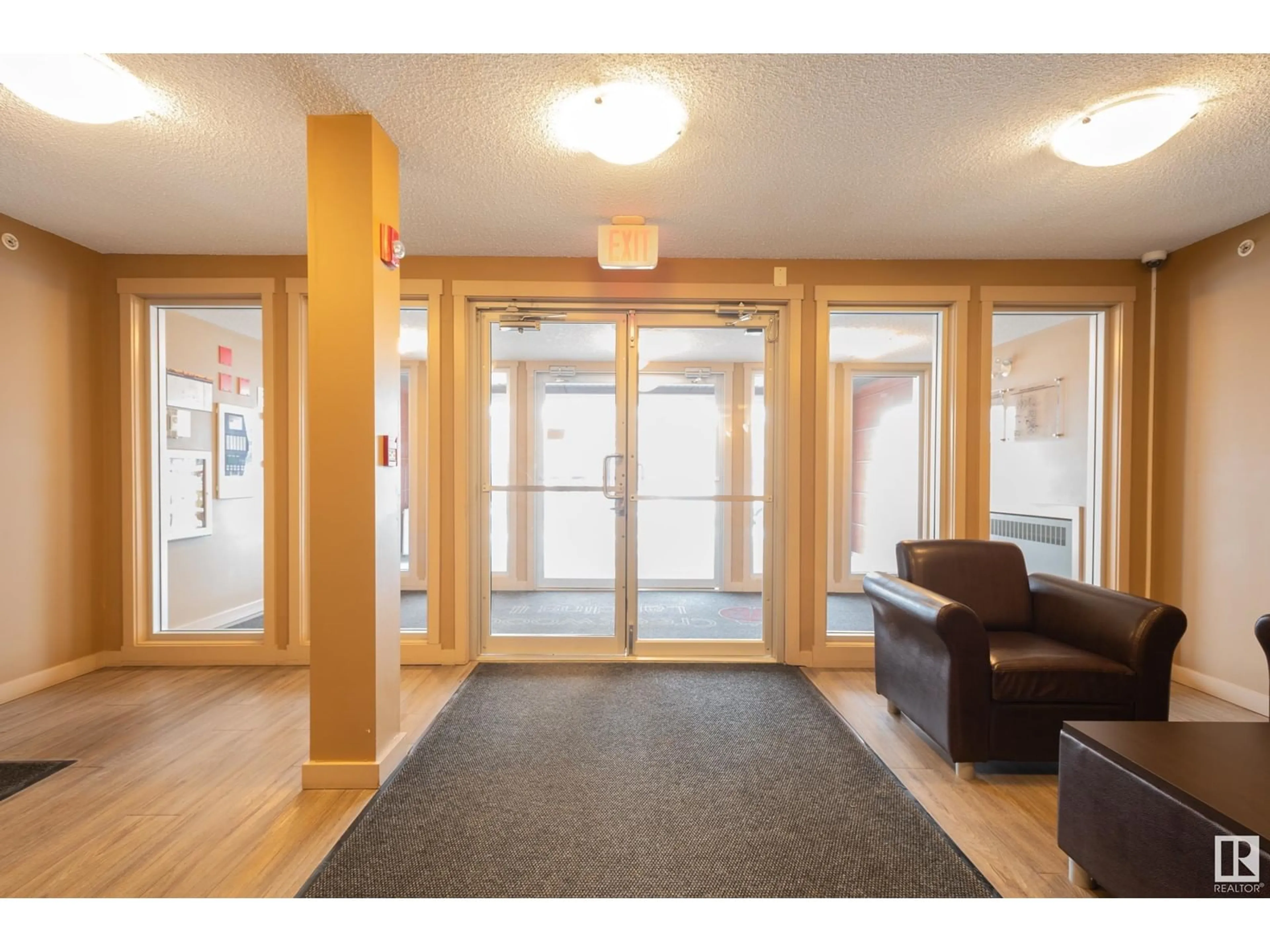 Indoor foyer for 201 - 5390 CHAPPELLE RD, Edmonton Alberta T6W3K7