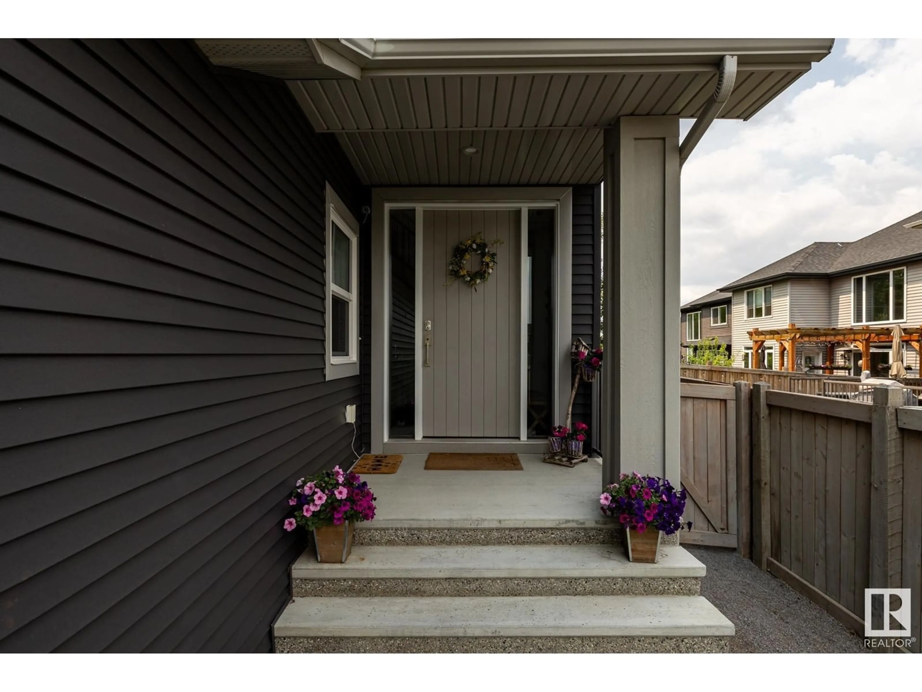 Indoor entryway for CO - 102 AVEBURY, Sherwood Park Alberta T8H0Z3