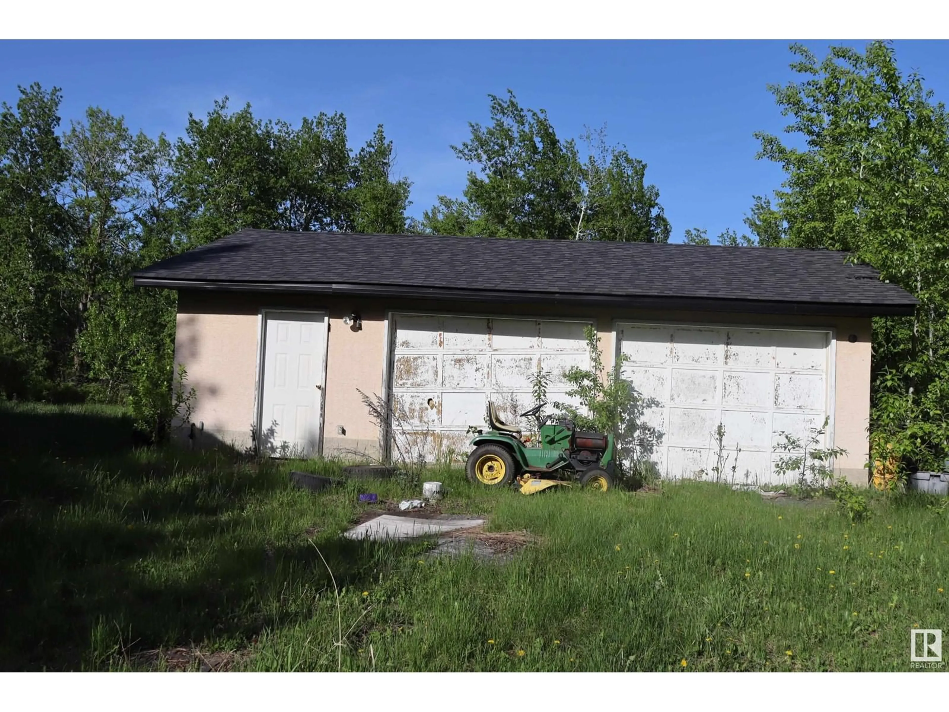 Shed for 51308 - 36 RGE.195, Rural Beaver County Alberta T0B4J0
