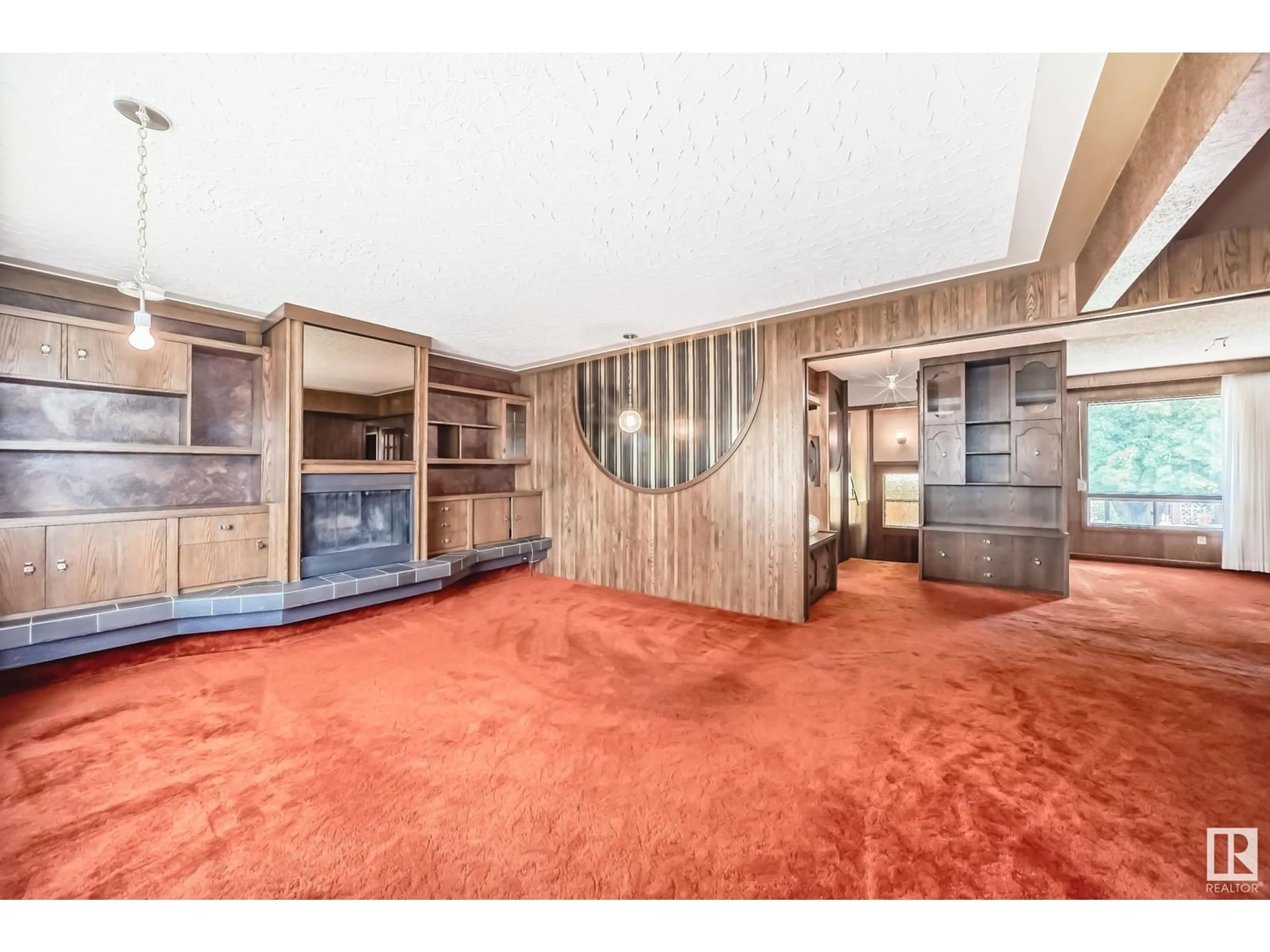 Indoor foyer for 8809 74 ST, Edmonton Alberta T6B2B1