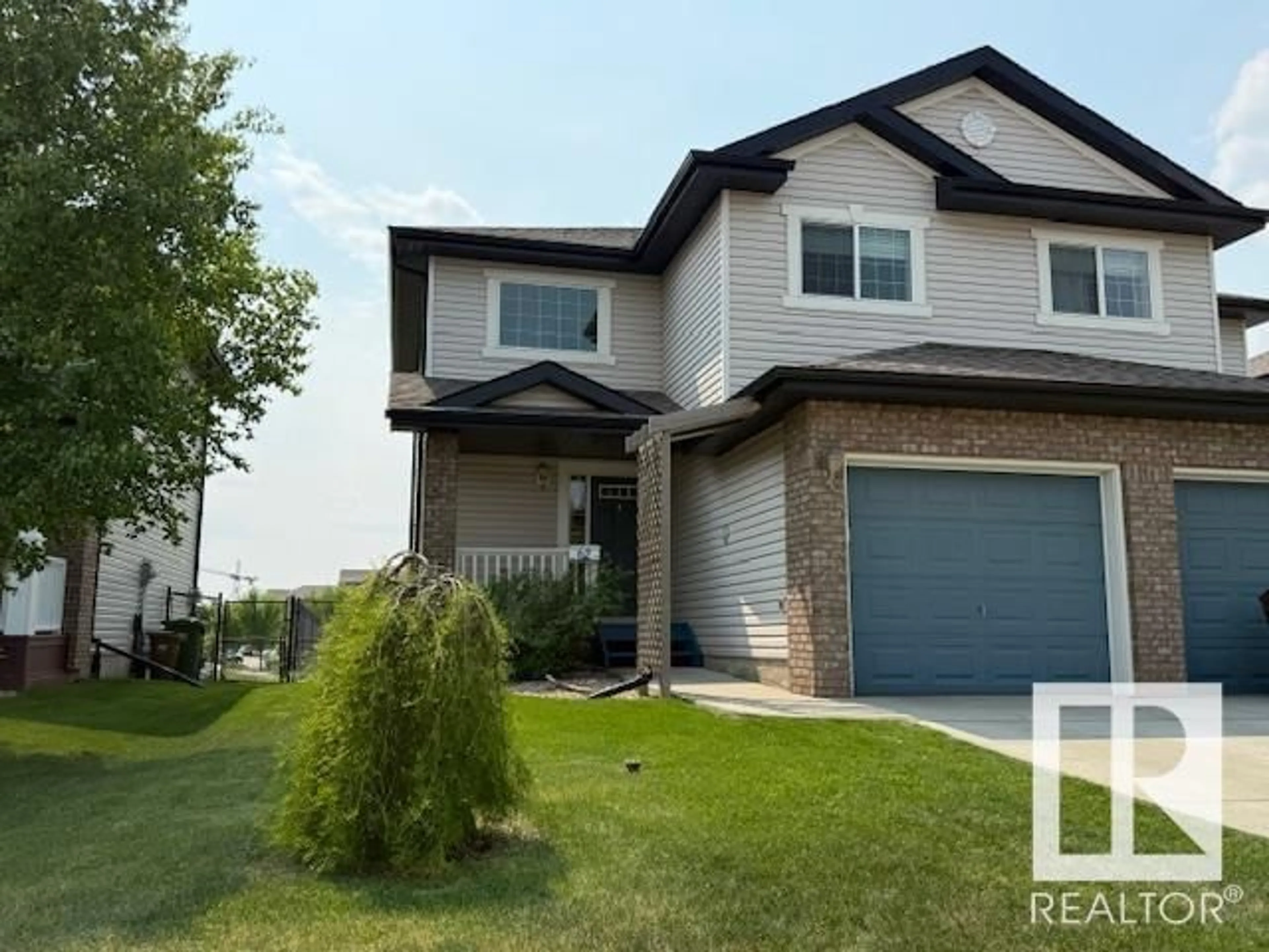 Home with vinyl exterior material, street for 62 NEVIS CL, St. Albert Alberta T8N0R7