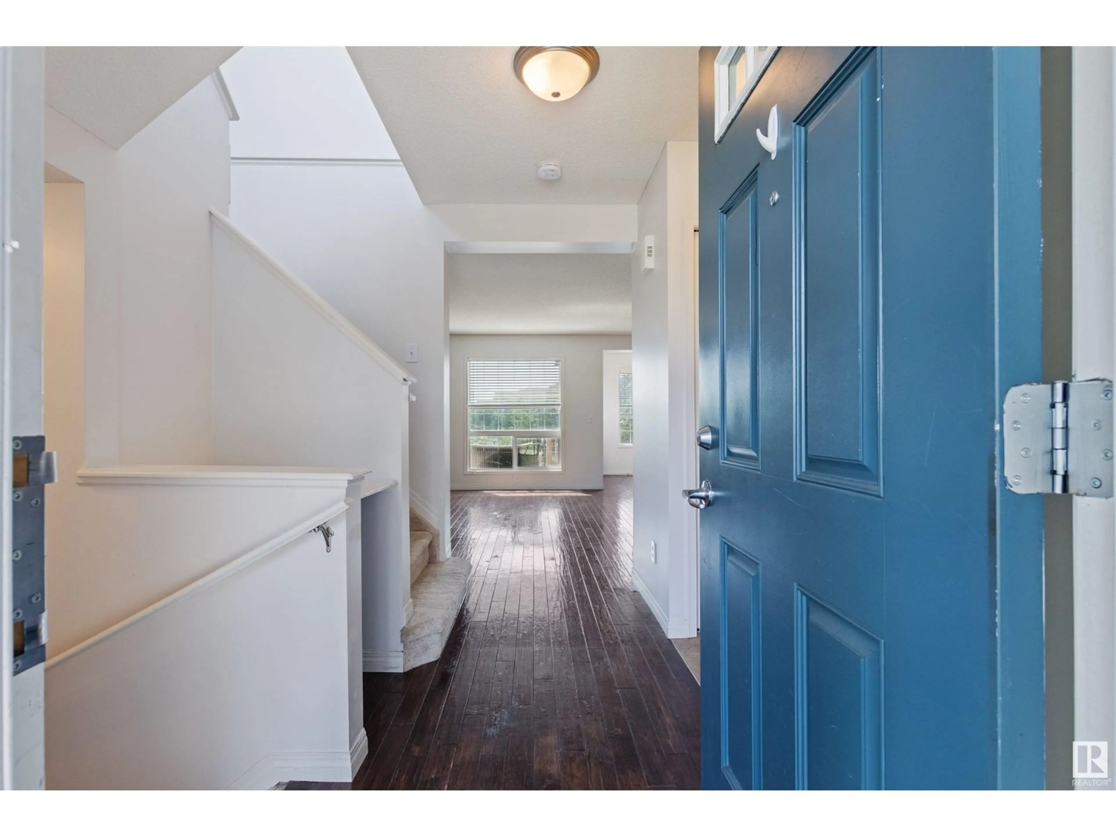 Indoor entryway for 62 NEVIS CL, St. Albert Alberta T8N0R7
