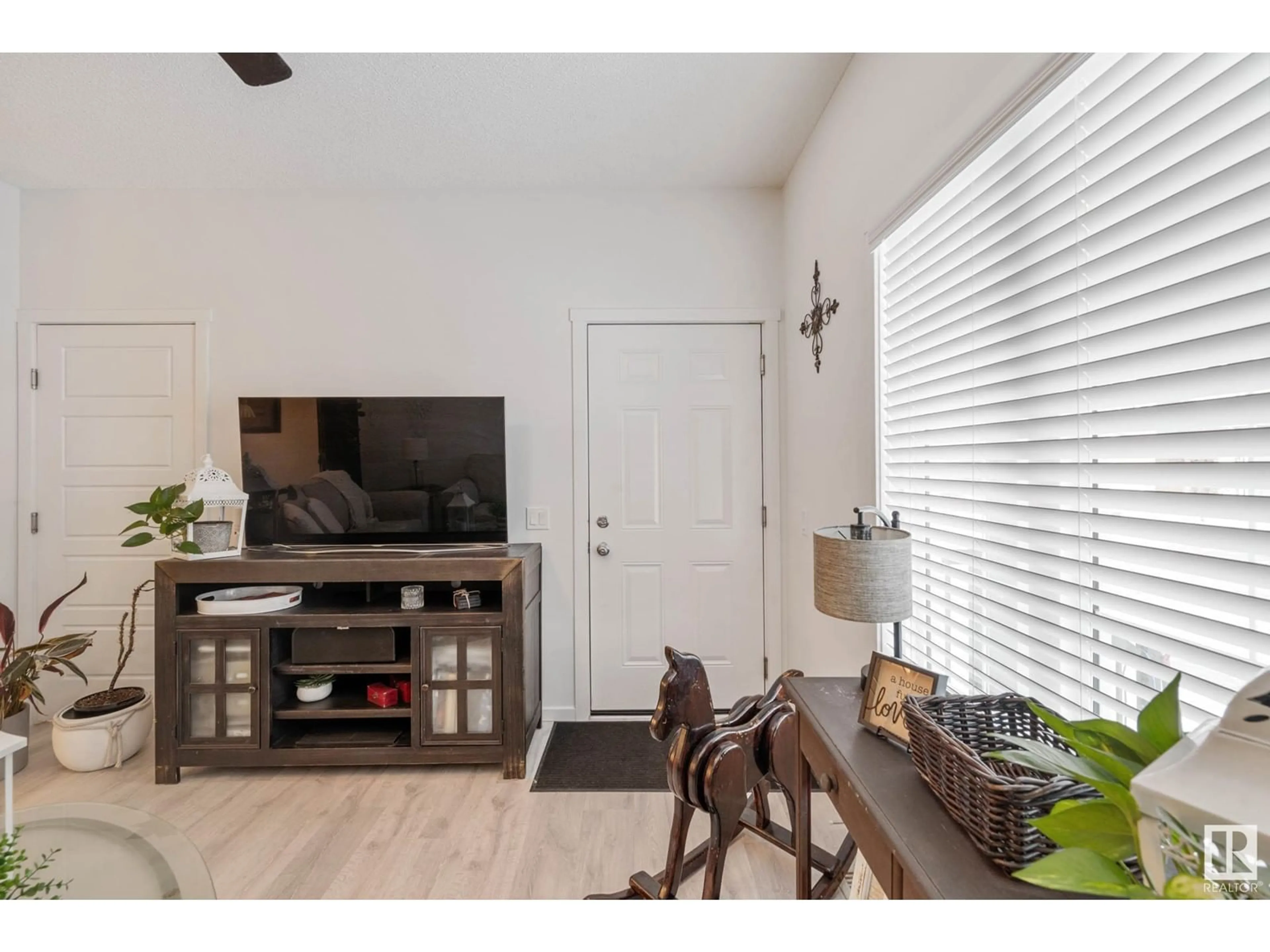 Unknown for 4319 COOKE LN, Edmonton Alberta T6W4M7