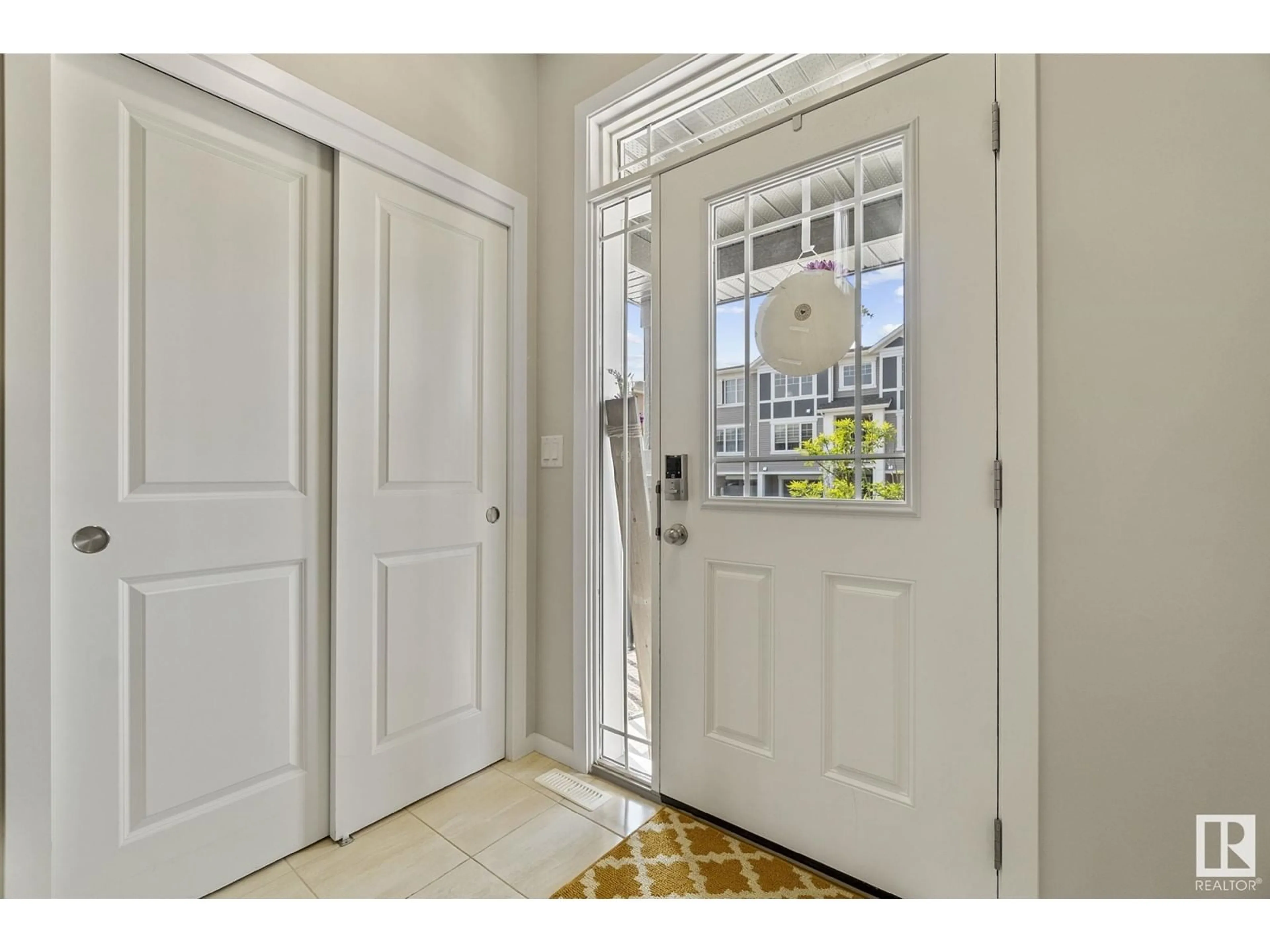 Indoor entryway for 20620 22AVE NW, Edmonton Alberta T6M1N3