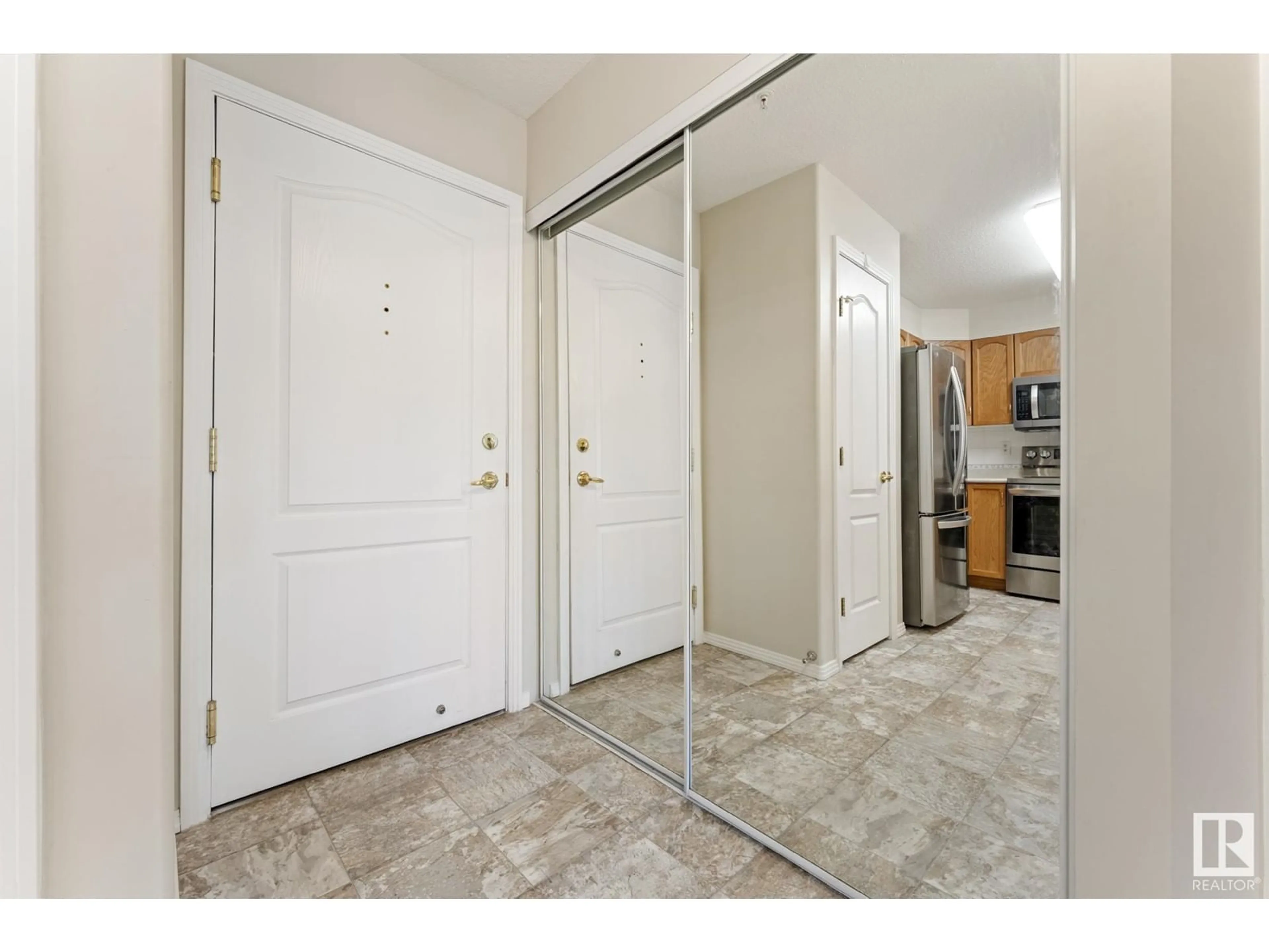 Indoor entryway for 207 - 8956 156 ST, Edmonton Alberta T5R5Z6