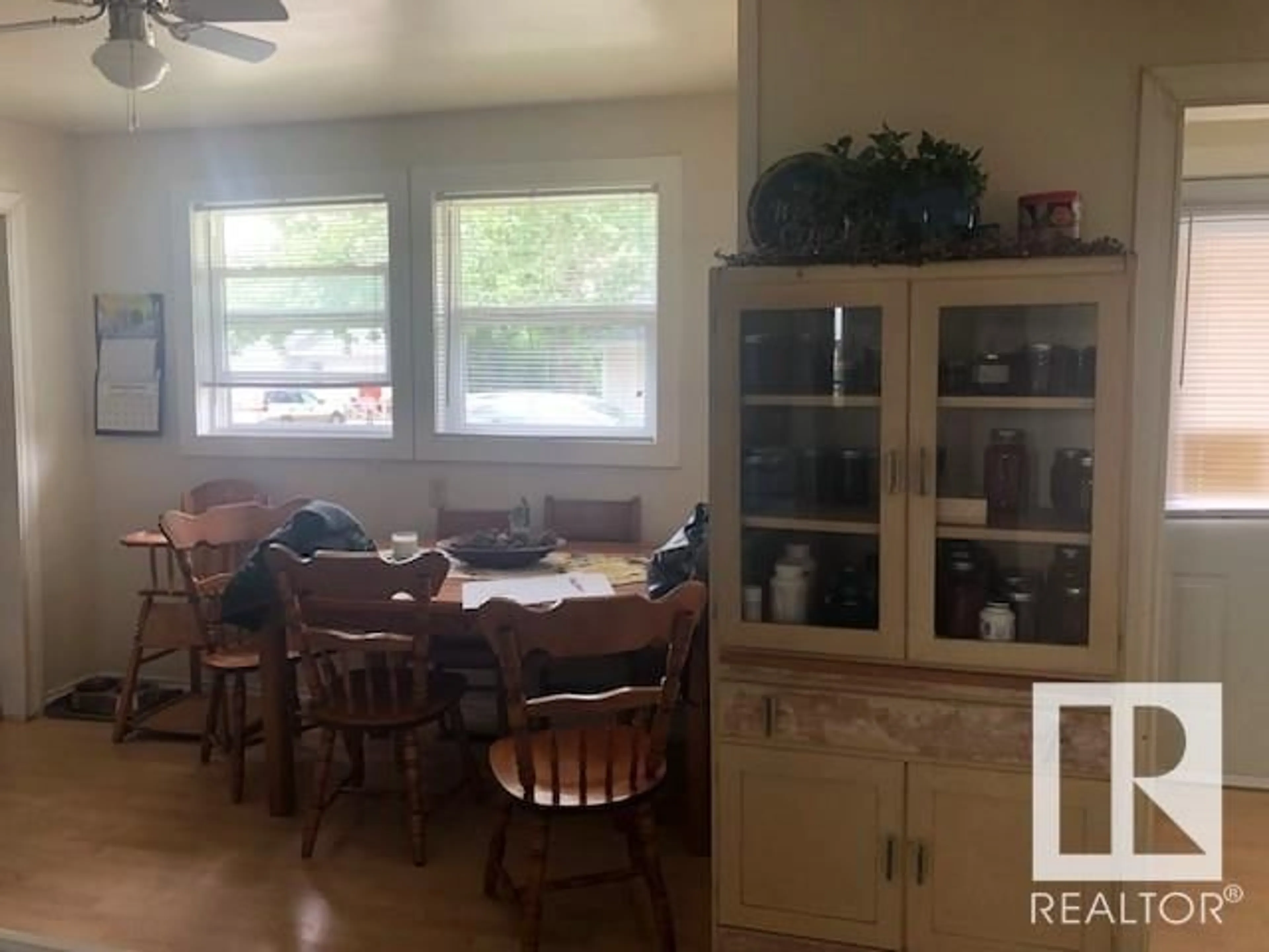 Dining room, unknown for 29 320 7 AV, Three Hills Alberta T0M2A0