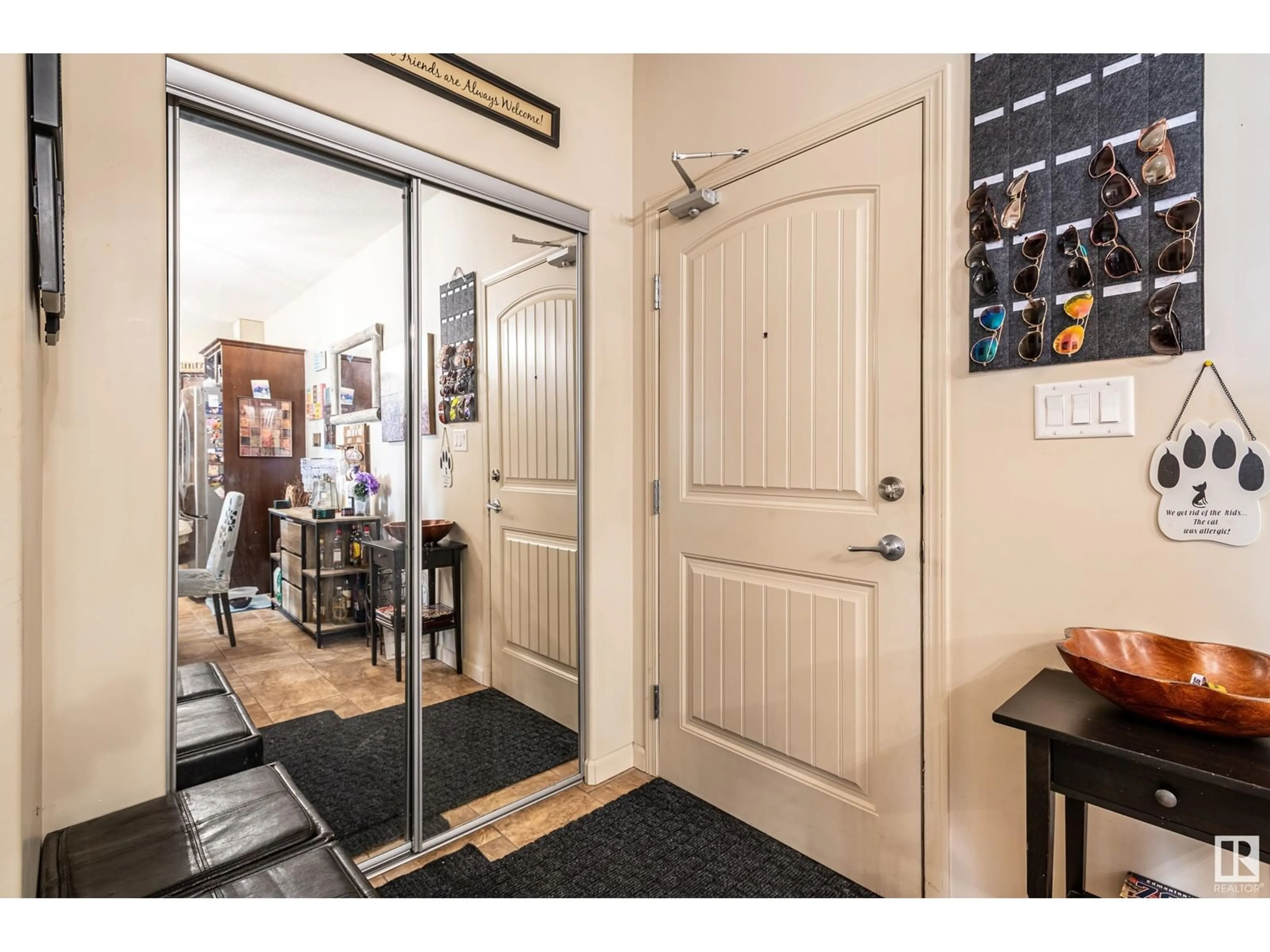 Indoor entryway for #327 - 2503 HANNA CR, Edmonton Alberta T6R0H1
