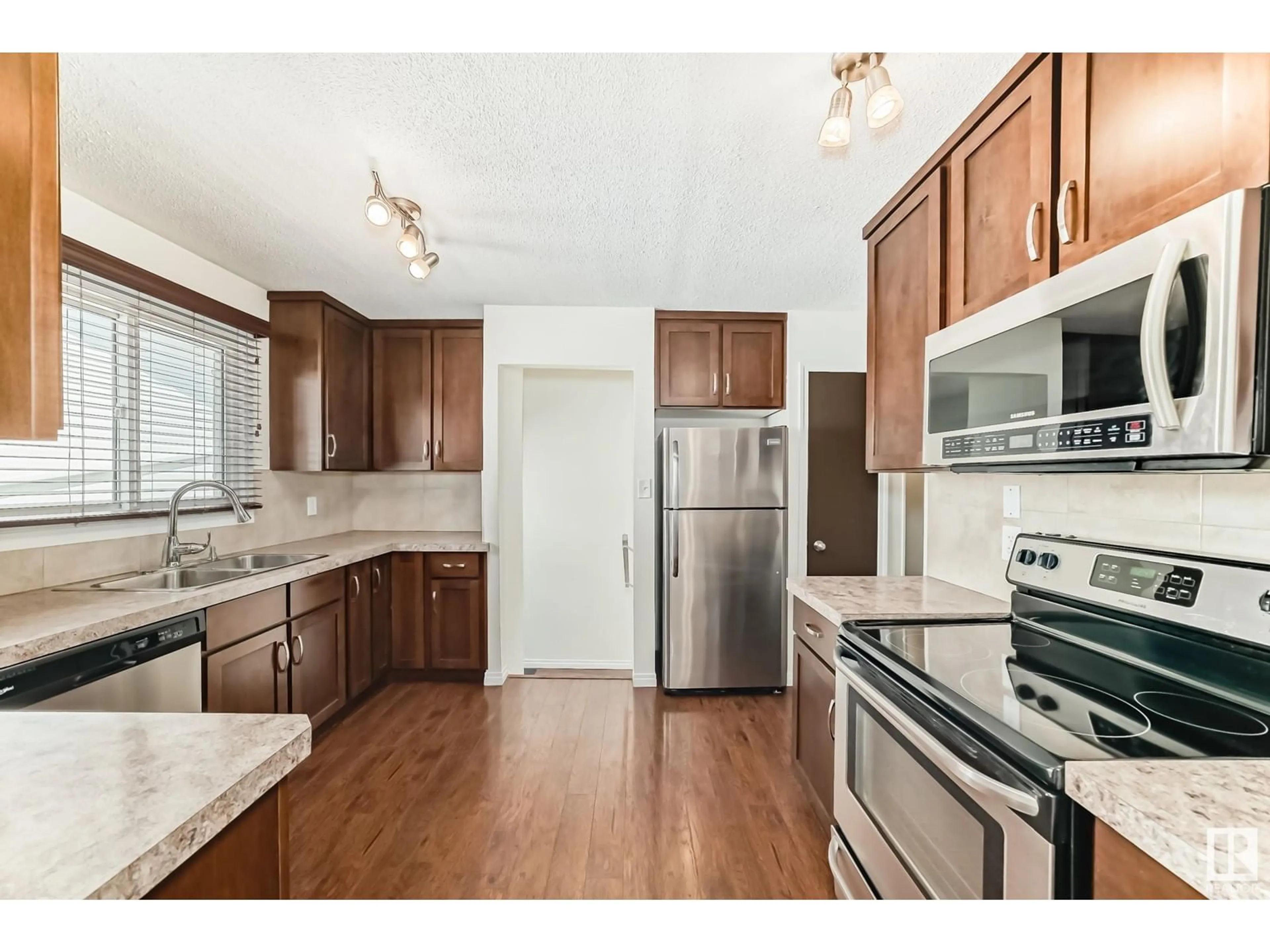 Unknown for 132 GEORGIAN WY, Sherwood Park Alberta T8A2W2