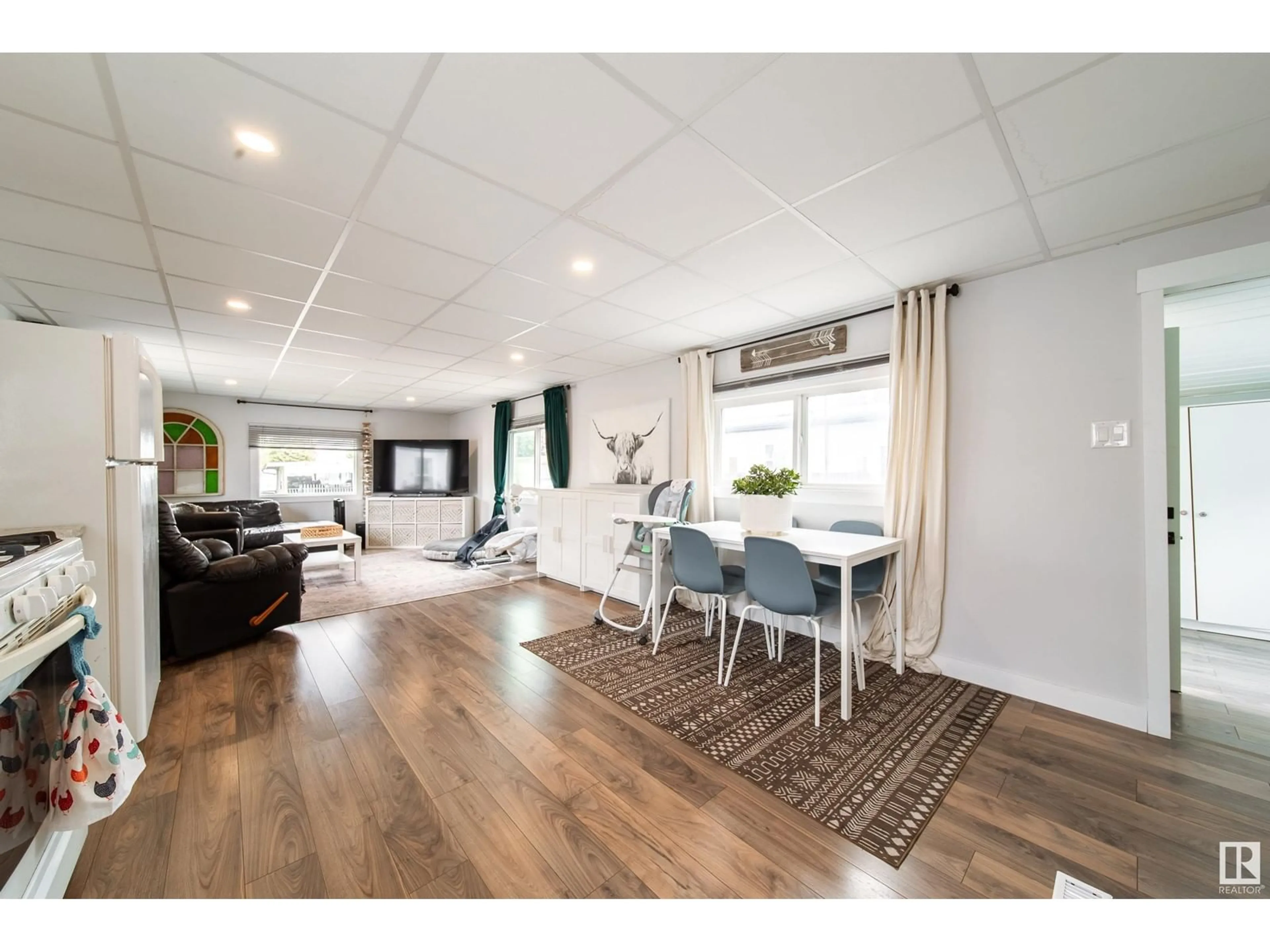 A pic of a room for 13 - 10410 101A ST, Morinville Alberta T8R1B1