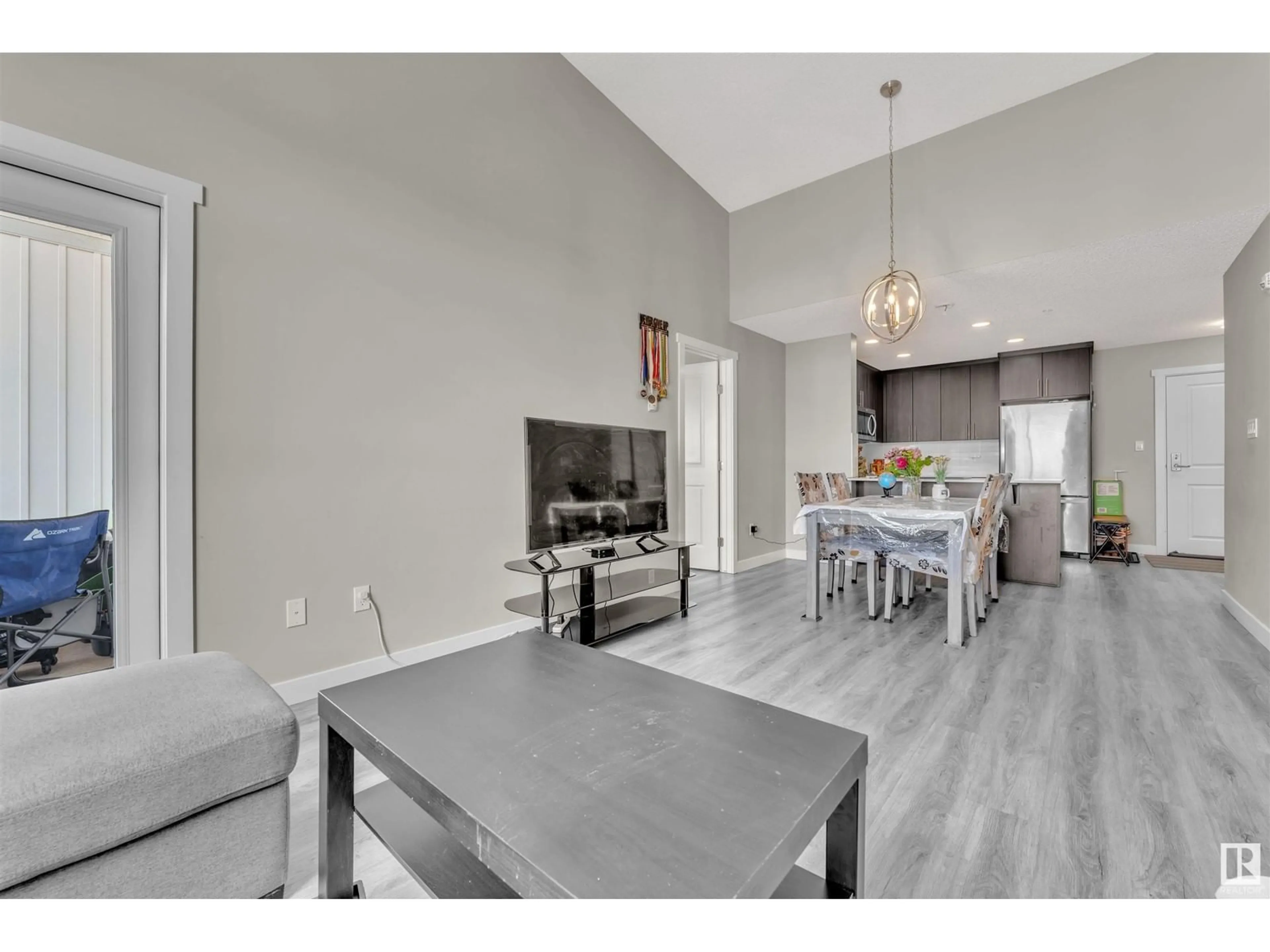 Open concept kitchen, unknown for #408 - 1506 TAMARACK BV, Edmonton Alberta T6T2E3