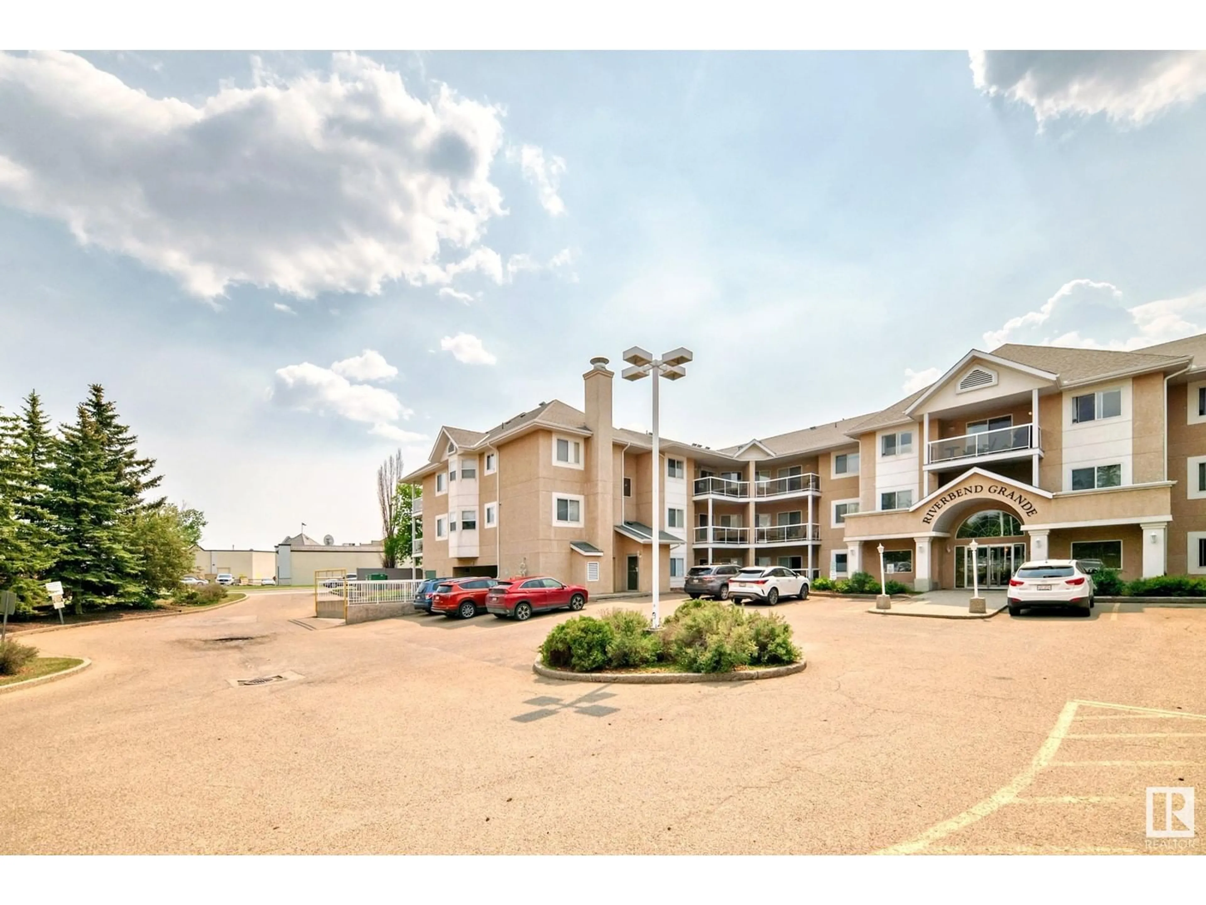Unknown for #303 - 911 RABBIT HILL RD, Edmonton Alberta T6R2S7