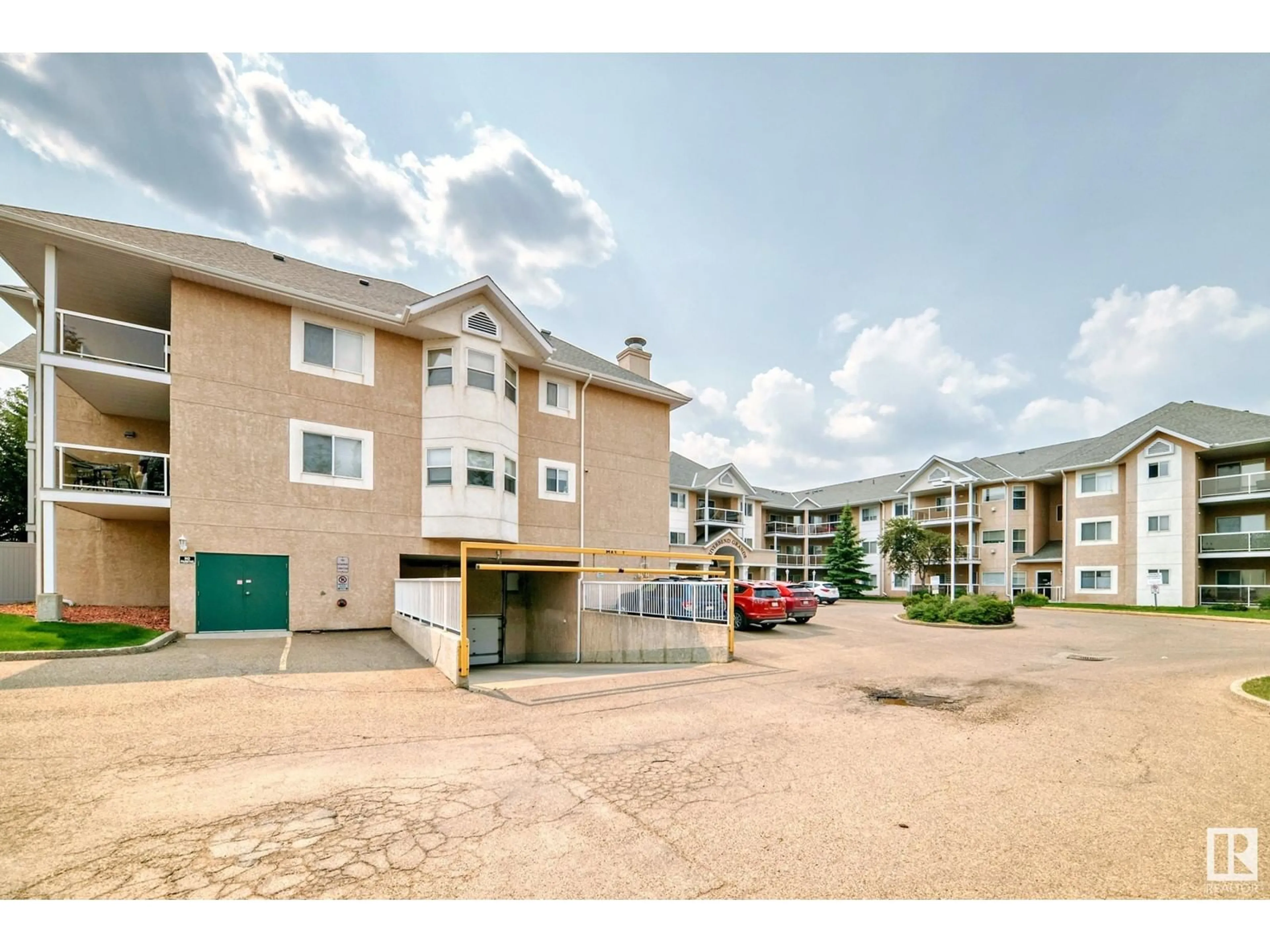 Unknown for #303 - 911 RABBIT HILL RD, Edmonton Alberta T6R2S7