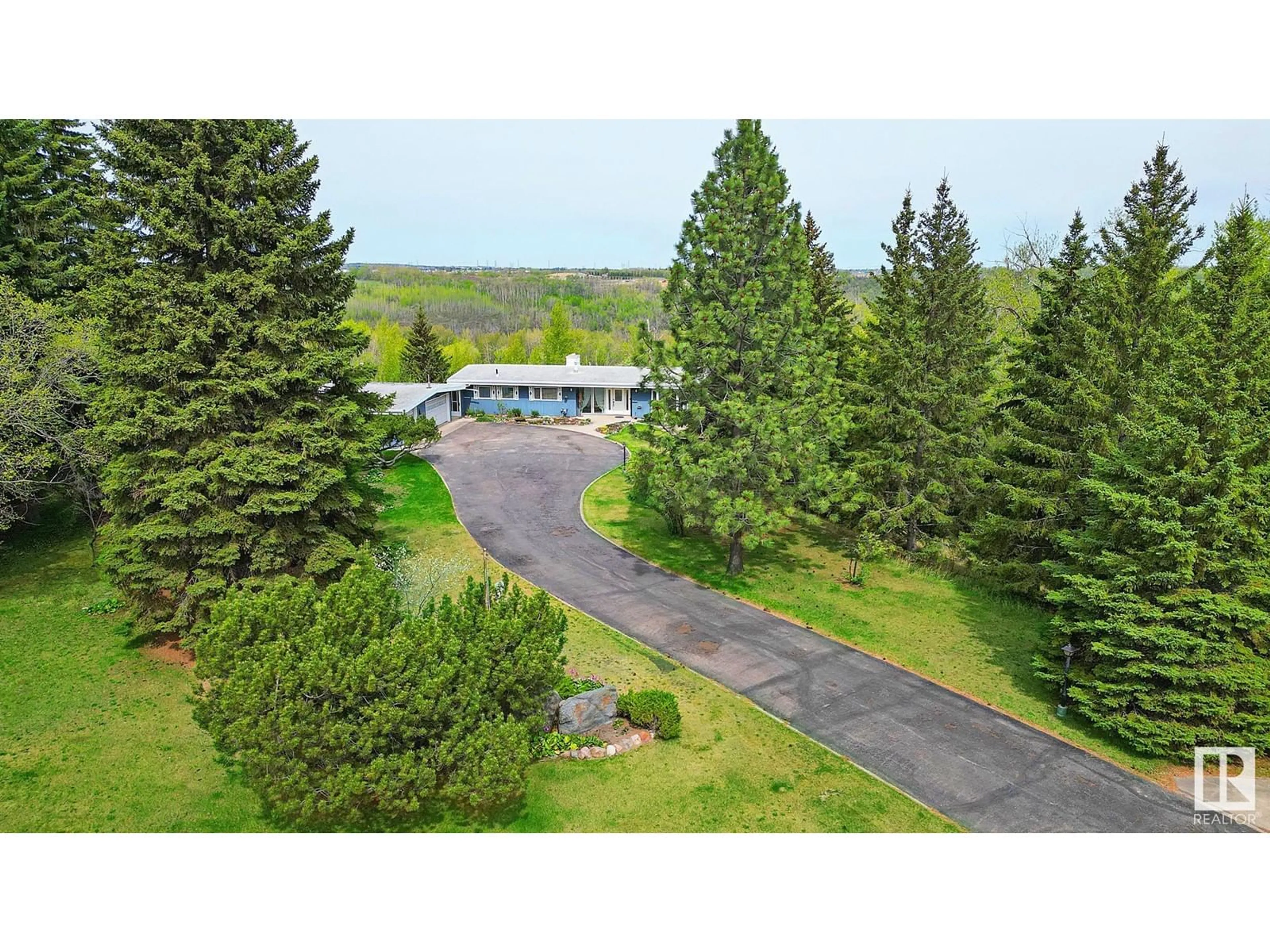 A pic from outside/outdoor area/front of a property/back of a property/a pic from drone, mountain view for 140 WINDERMERE DR, Edmonton Alberta T6W0S4
