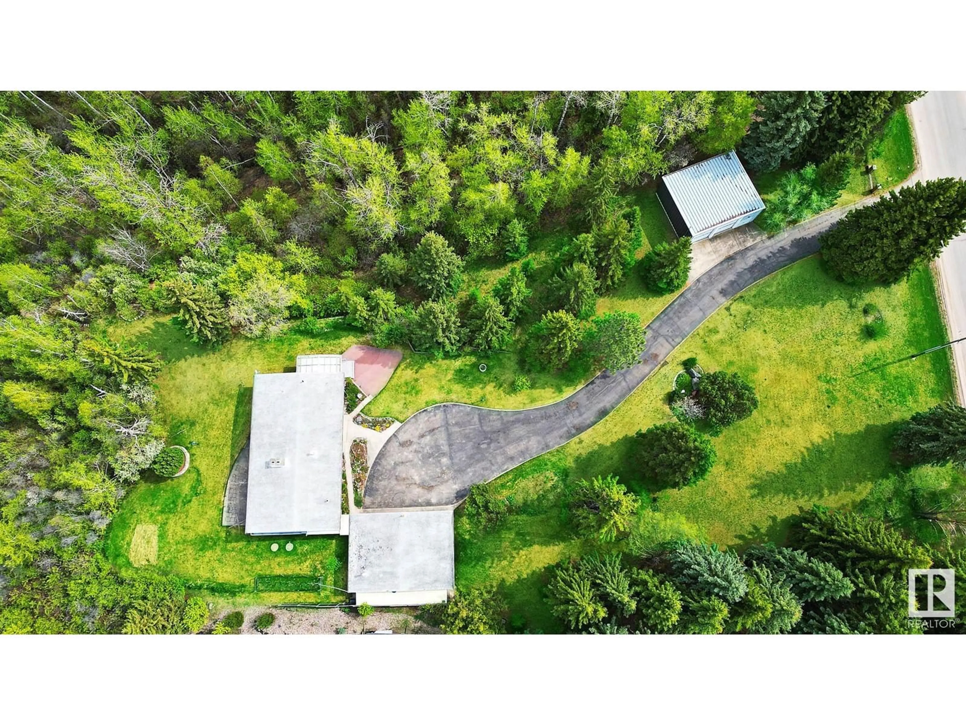A pic from outside/outdoor area/front of a property/back of a property/a pic from drone, unknown for 140 WINDERMERE DR, Edmonton Alberta T6W0S4