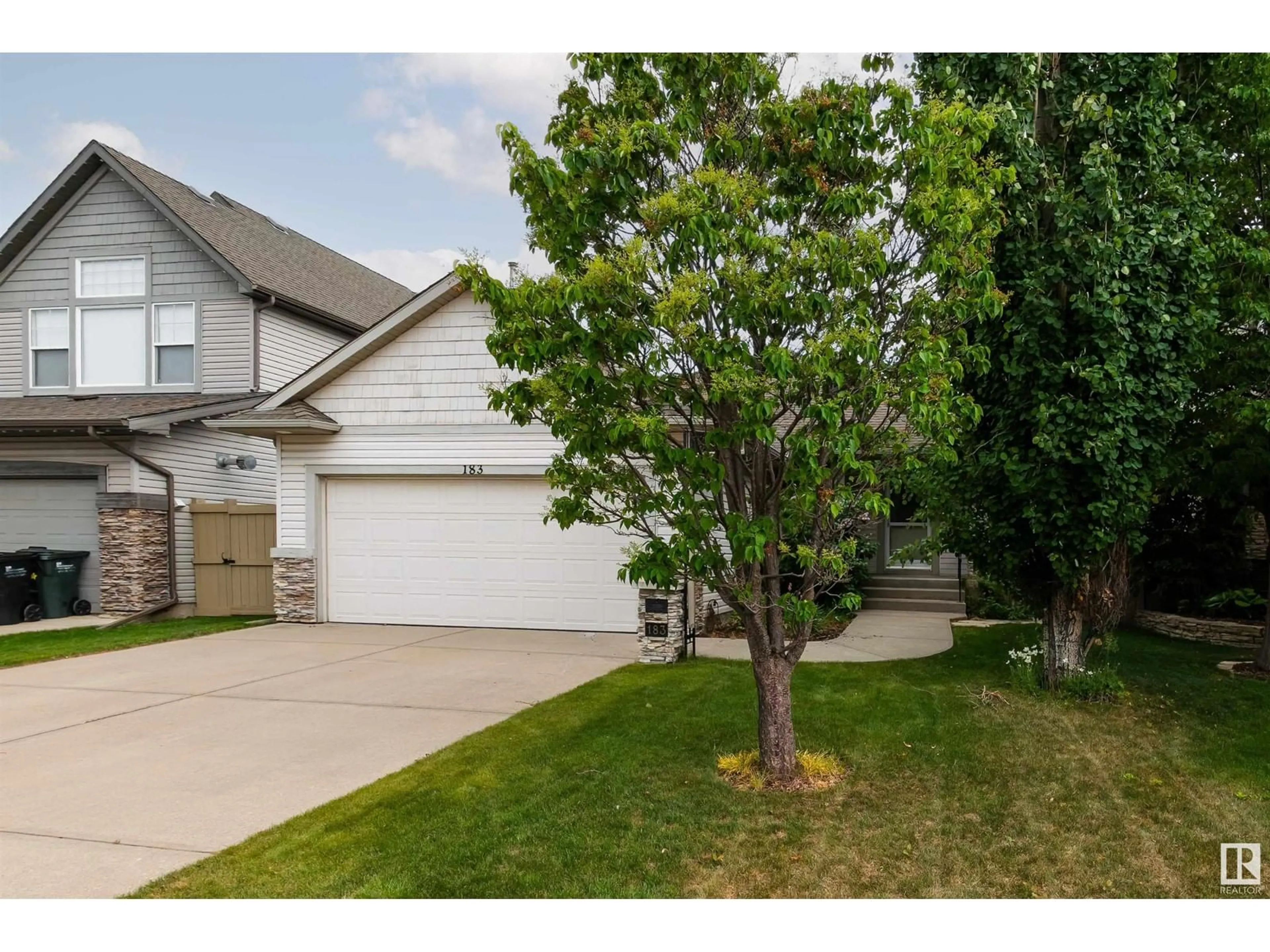 A pic from outside/outdoor area/front of a property/back of a property/a pic from drone, street for 183 RIDGEHAVEN CR, Sherwood Park Alberta T8H1S8