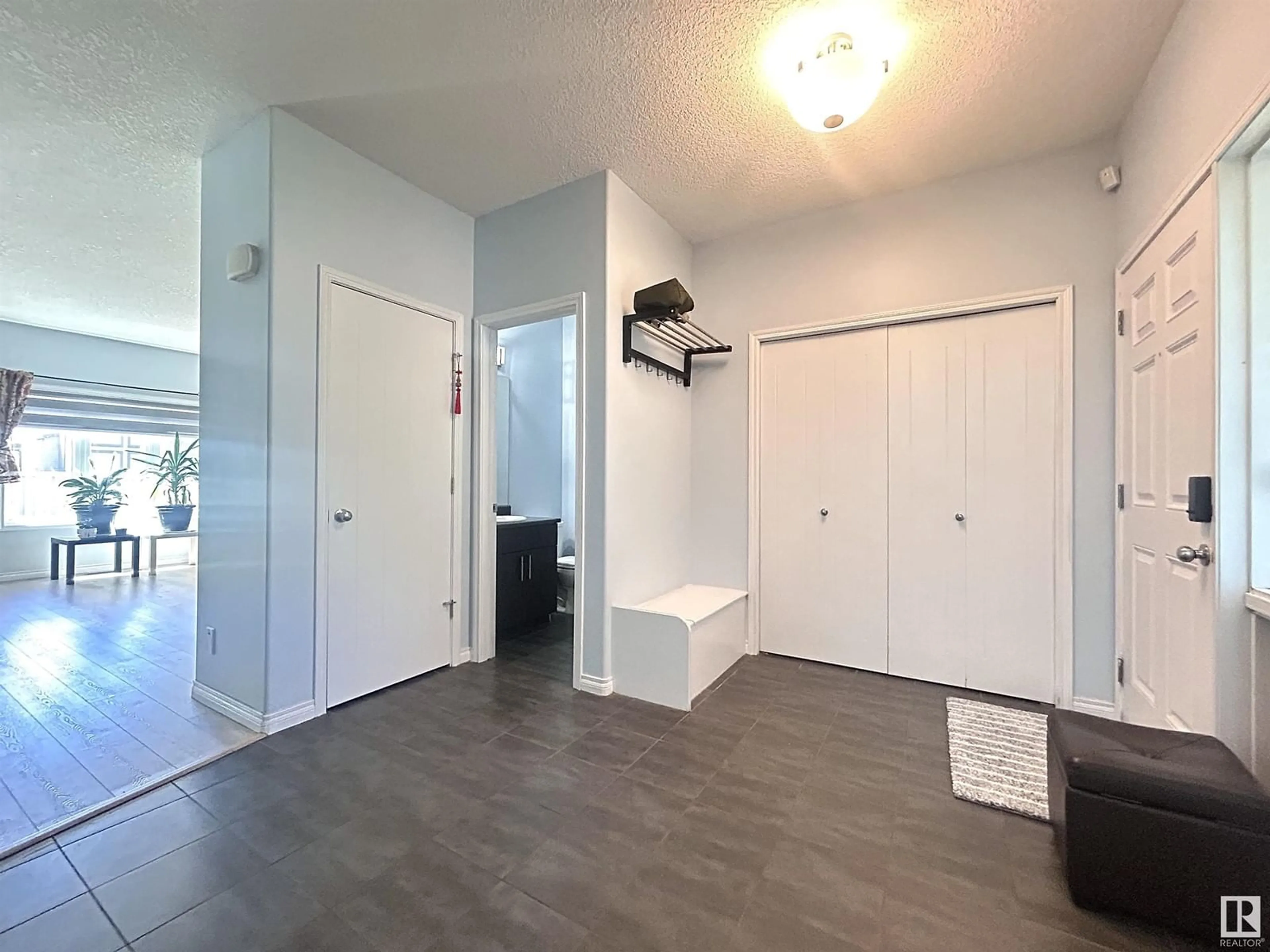 A pic of a room for SW - 3805 CLAXTON CL, Edmonton Alberta T6W1Y5