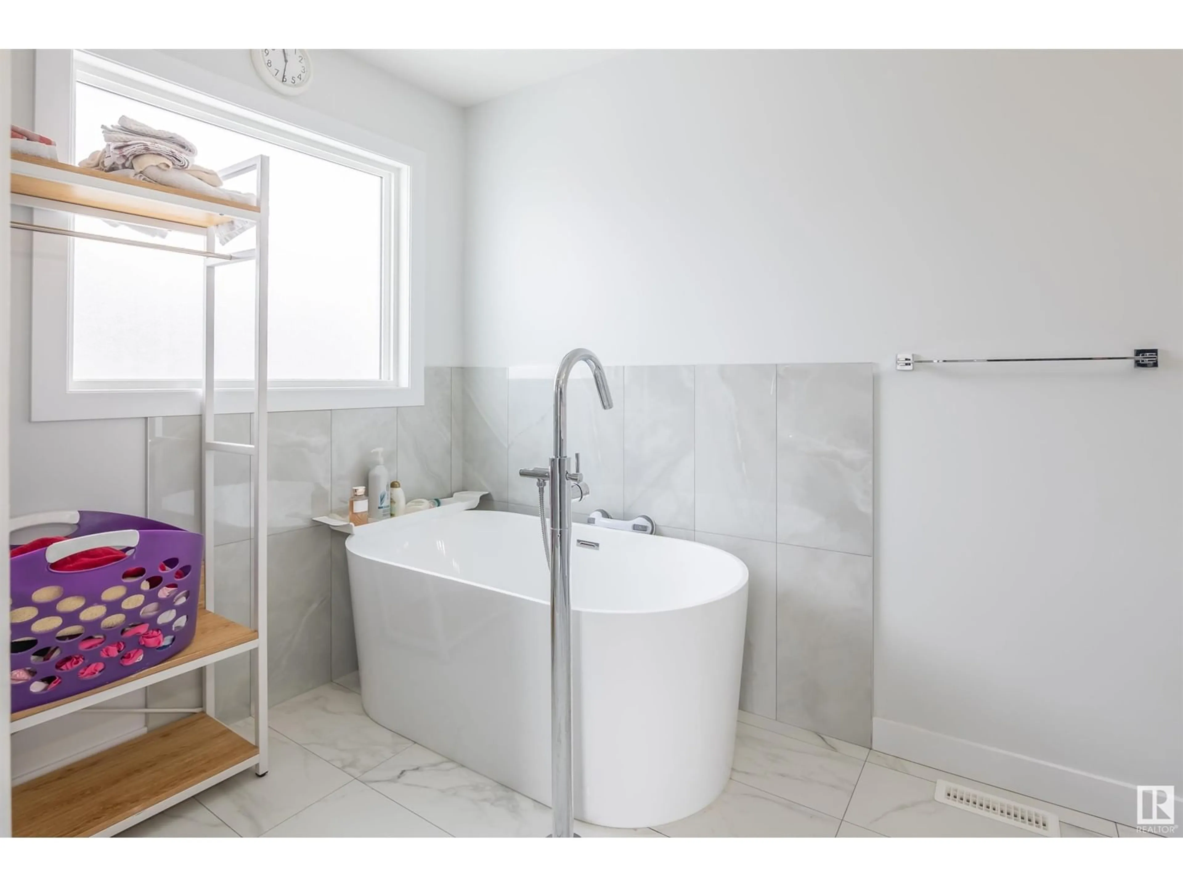 Contemporary bathroom, ceramic/tile floor for 348 33 AV, Edmonton Alberta T6T2S8