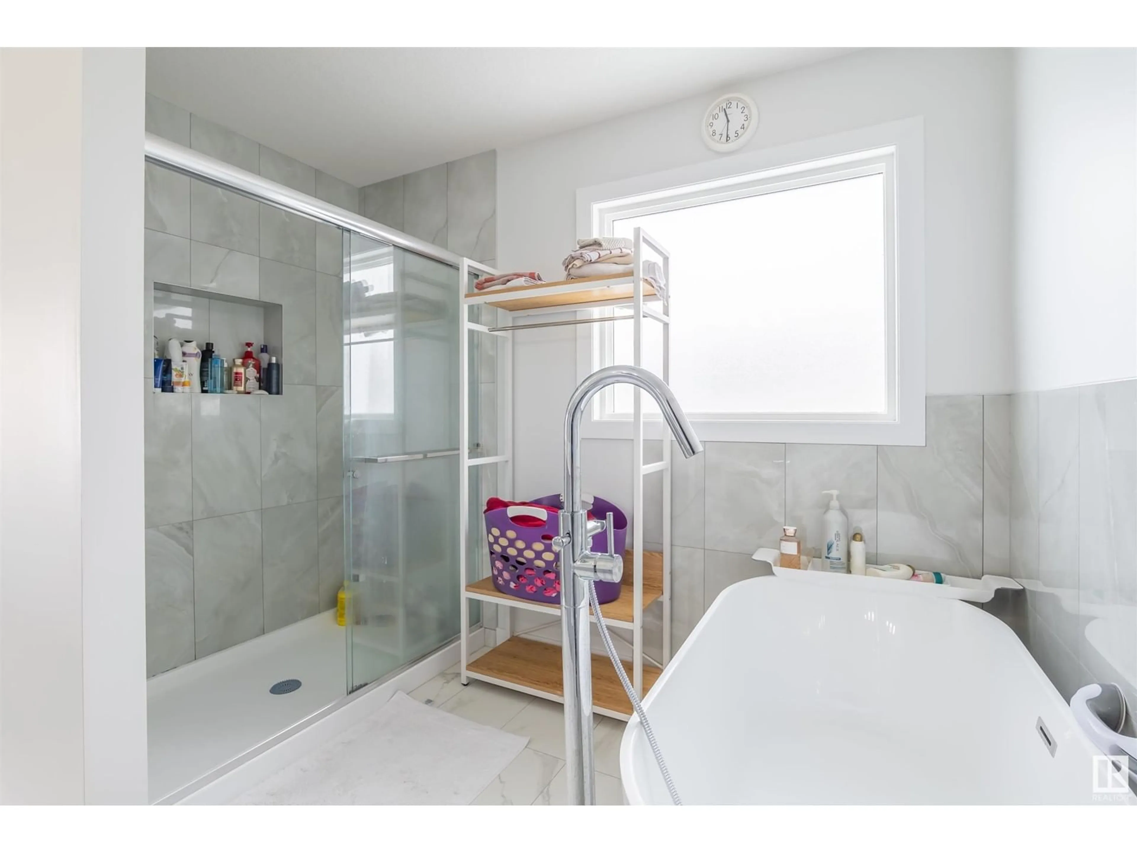 Contemporary bathroom, ceramic/tile floor for 348 33 AV, Edmonton Alberta T6T2S8