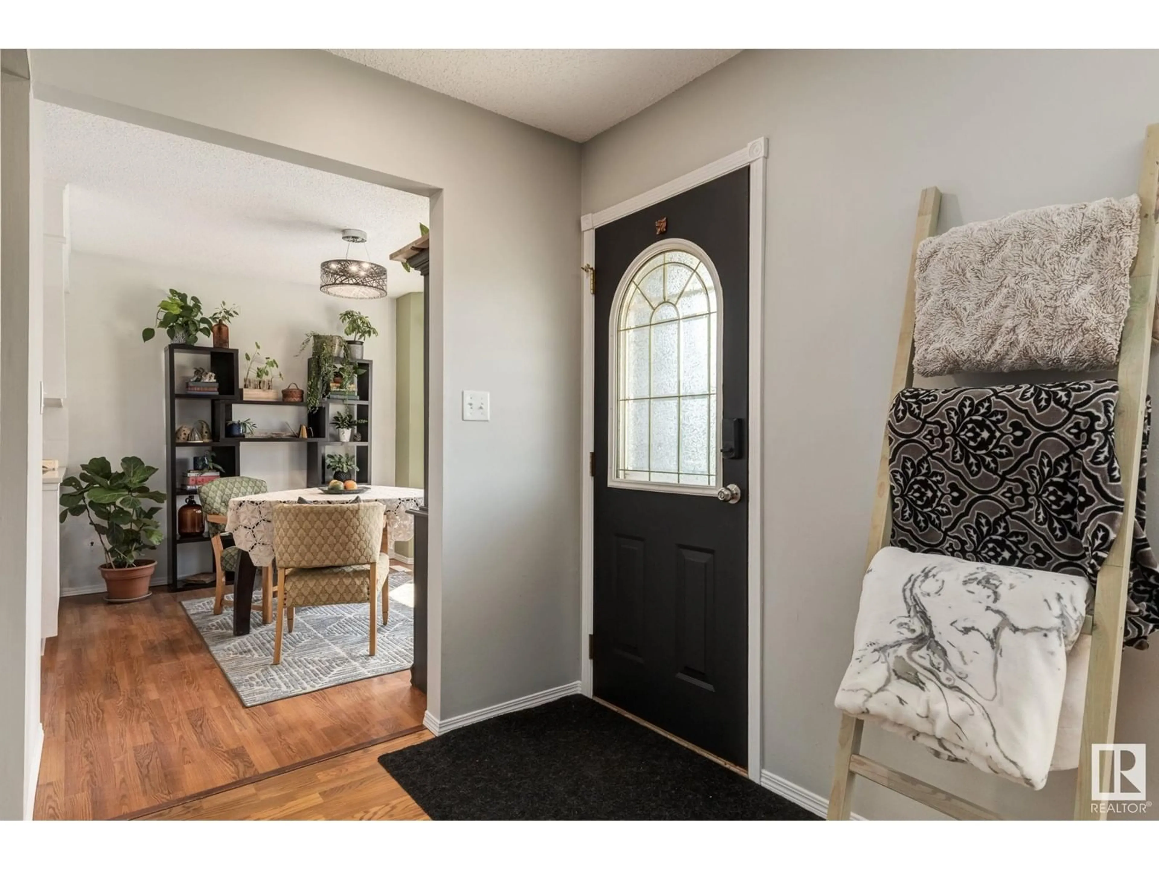 Indoor entryway for 4626 53 AV, Bruderheim Alberta T0B0S0