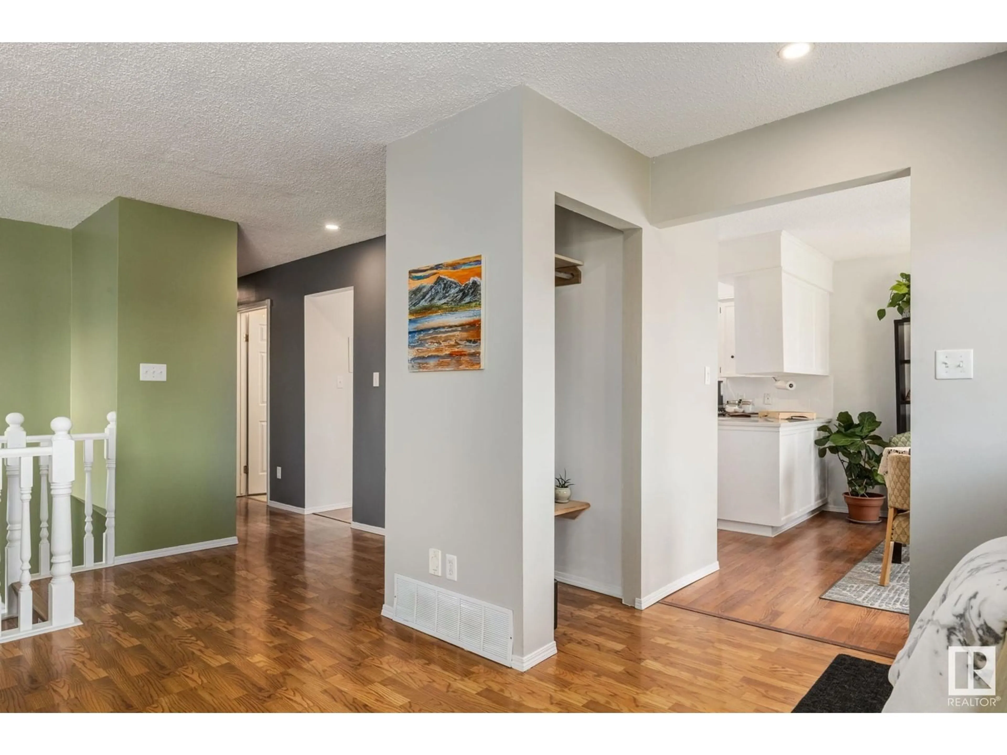 Indoor entryway for 4626 53 AV, Bruderheim Alberta T0B0S0