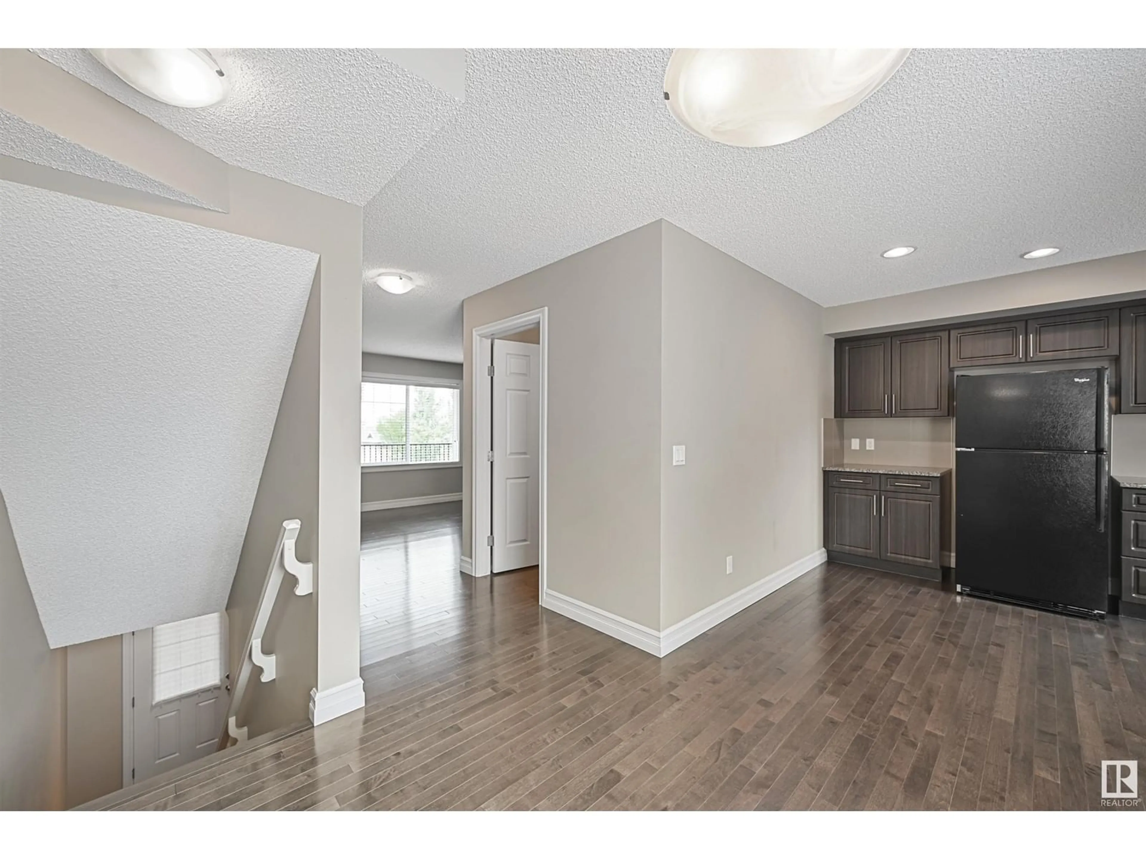 Open concept kitchen, unknown for 137 - 2336 ASPEN TR, Sherwood Park Alberta T8H0J1