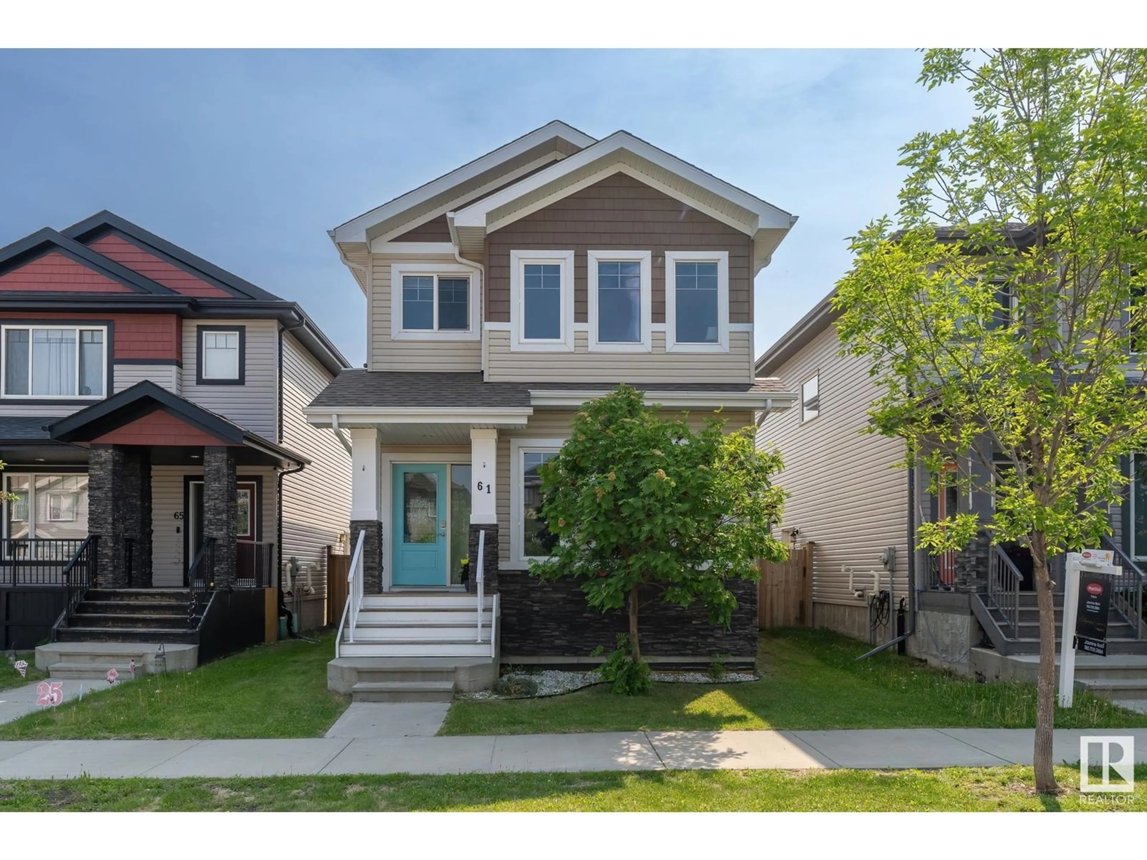 Home with vinyl exterior material, street for 61 DURRAND BN, Fort Saskatchewan Alberta T8L0N1