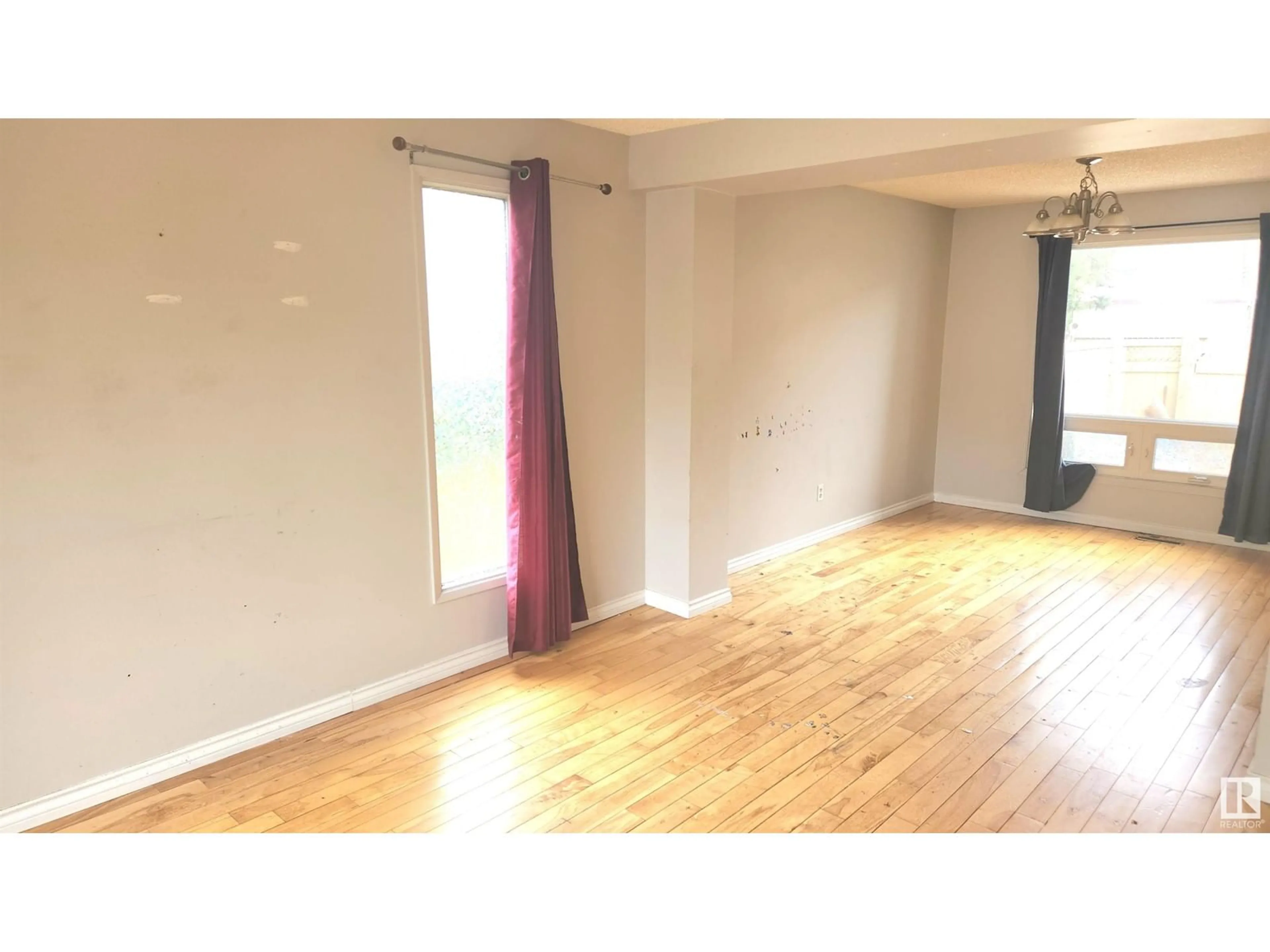 A pic of a room for NW - 14747 25 ST, Edmonton Alberta T5E2E8