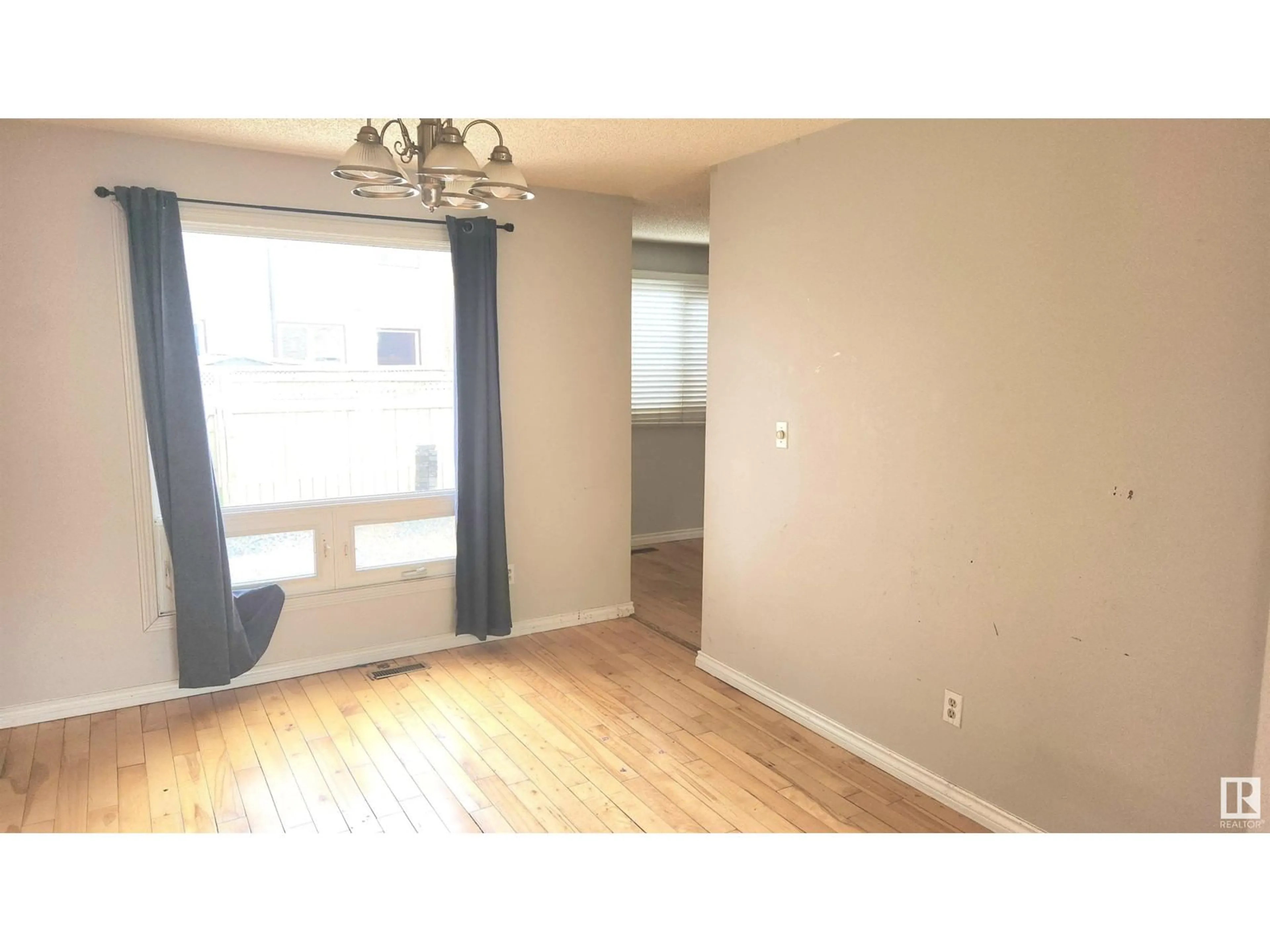 A pic of a room for NW - 14747 25 ST, Edmonton Alberta T5E2E8