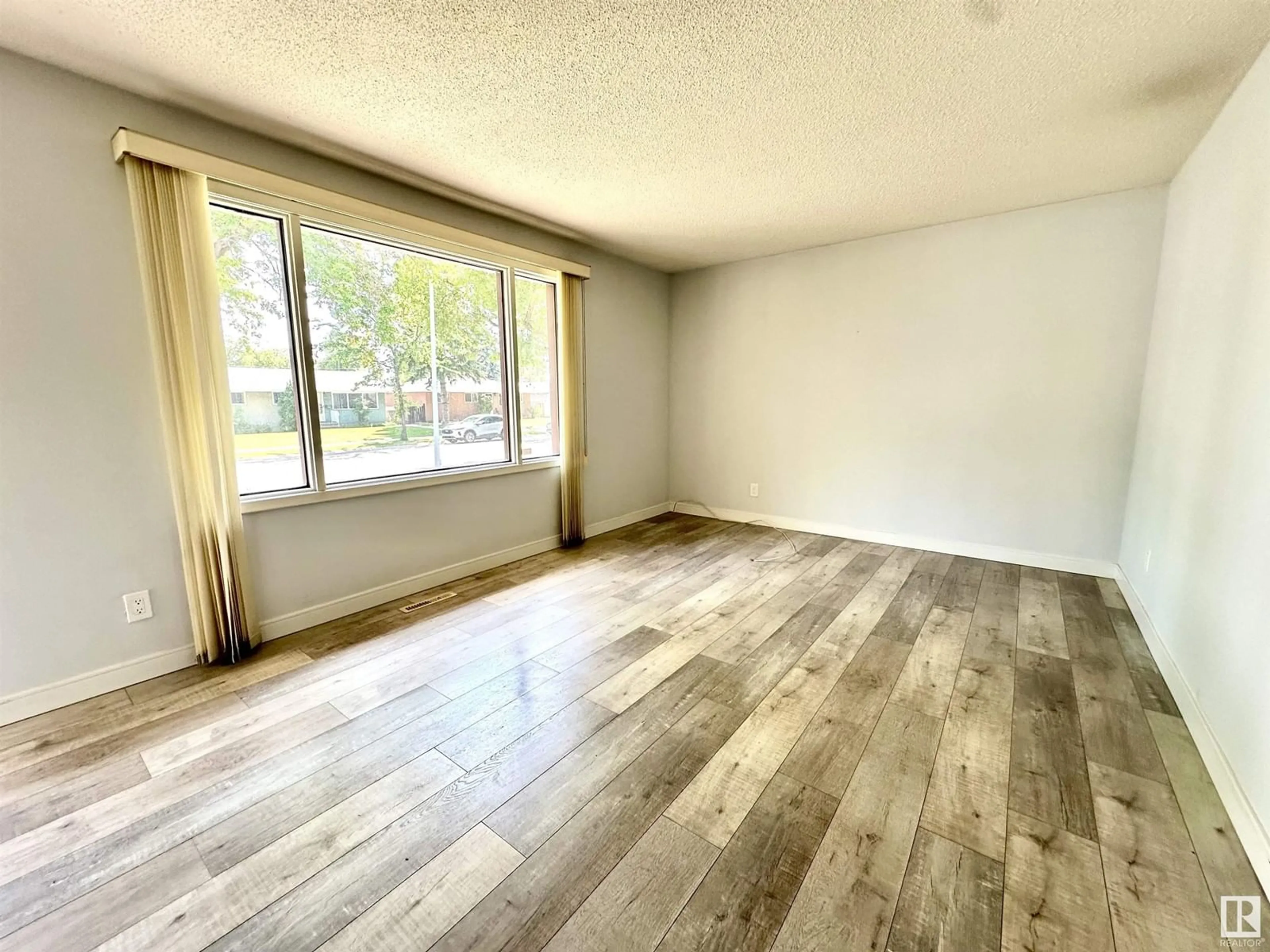 A pic of a room for NW - 10458 166 ST, Edmonton Alberta T5P4C7