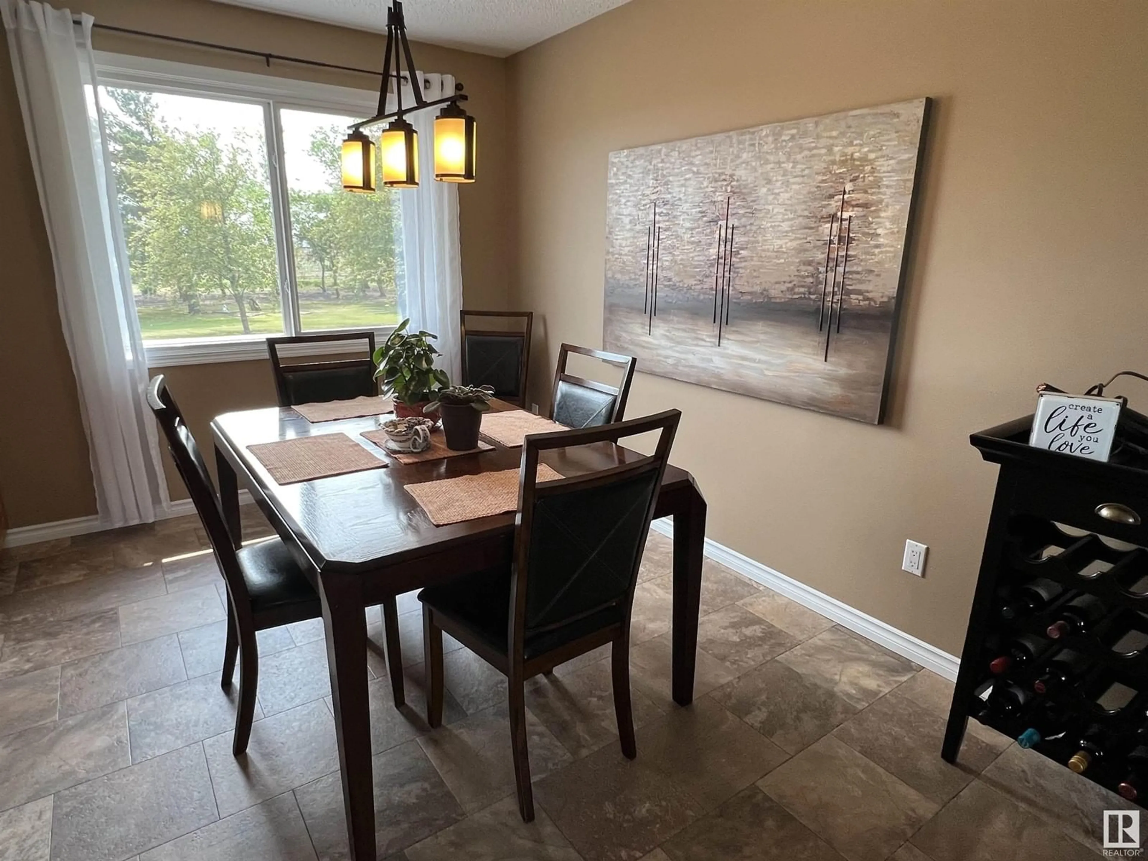 Dining room, ceramic/tile floor for #1 - 26323 642 HI, Rural Sturgeon County Alberta T8R2A7
