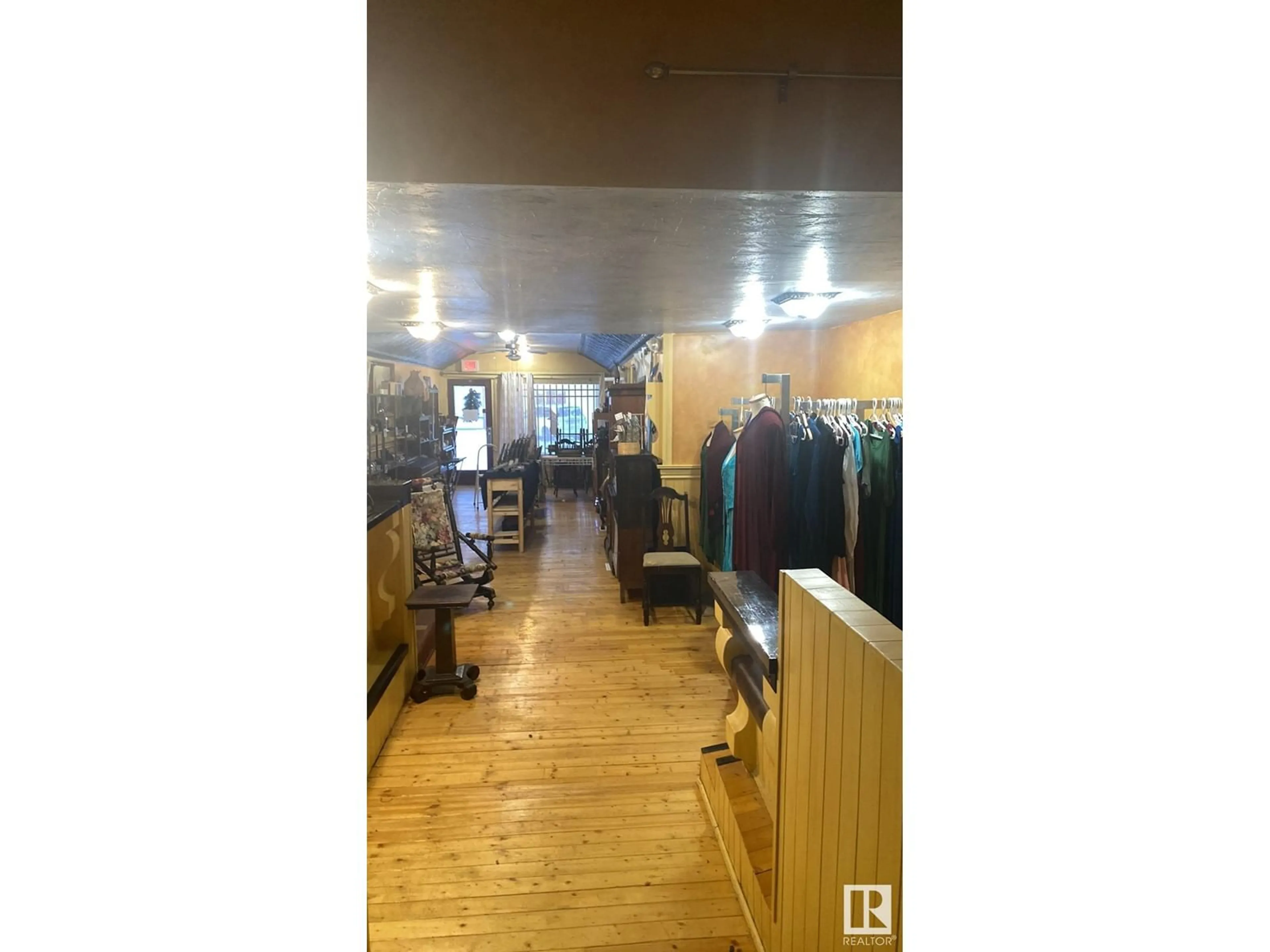 Unknown for 5019 50 STREET, Vilna Alberta T0A3L0