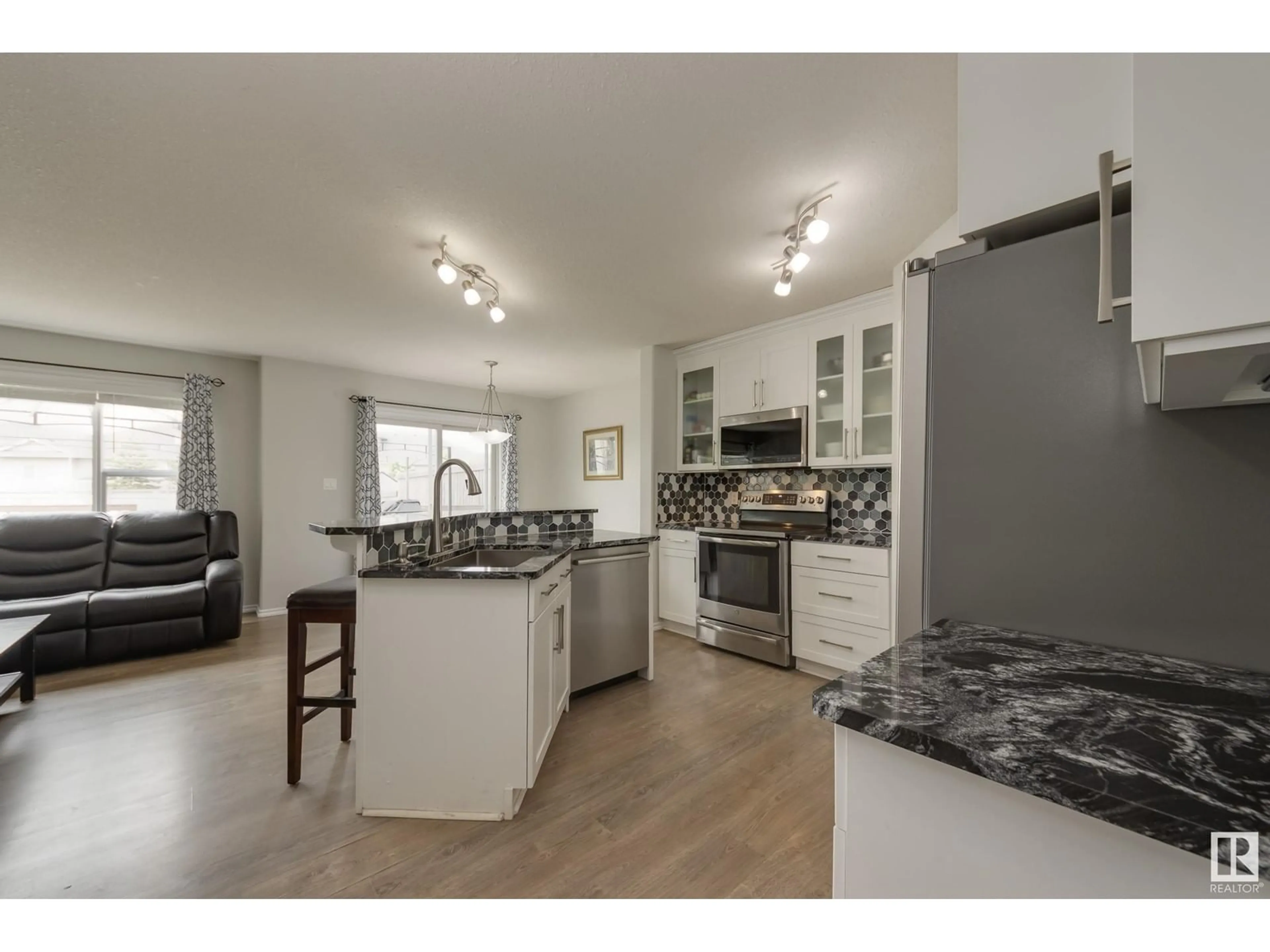 Open concept kitchen, unknown for 146 CASTLE DR, Edmonton Alberta T5X6J2