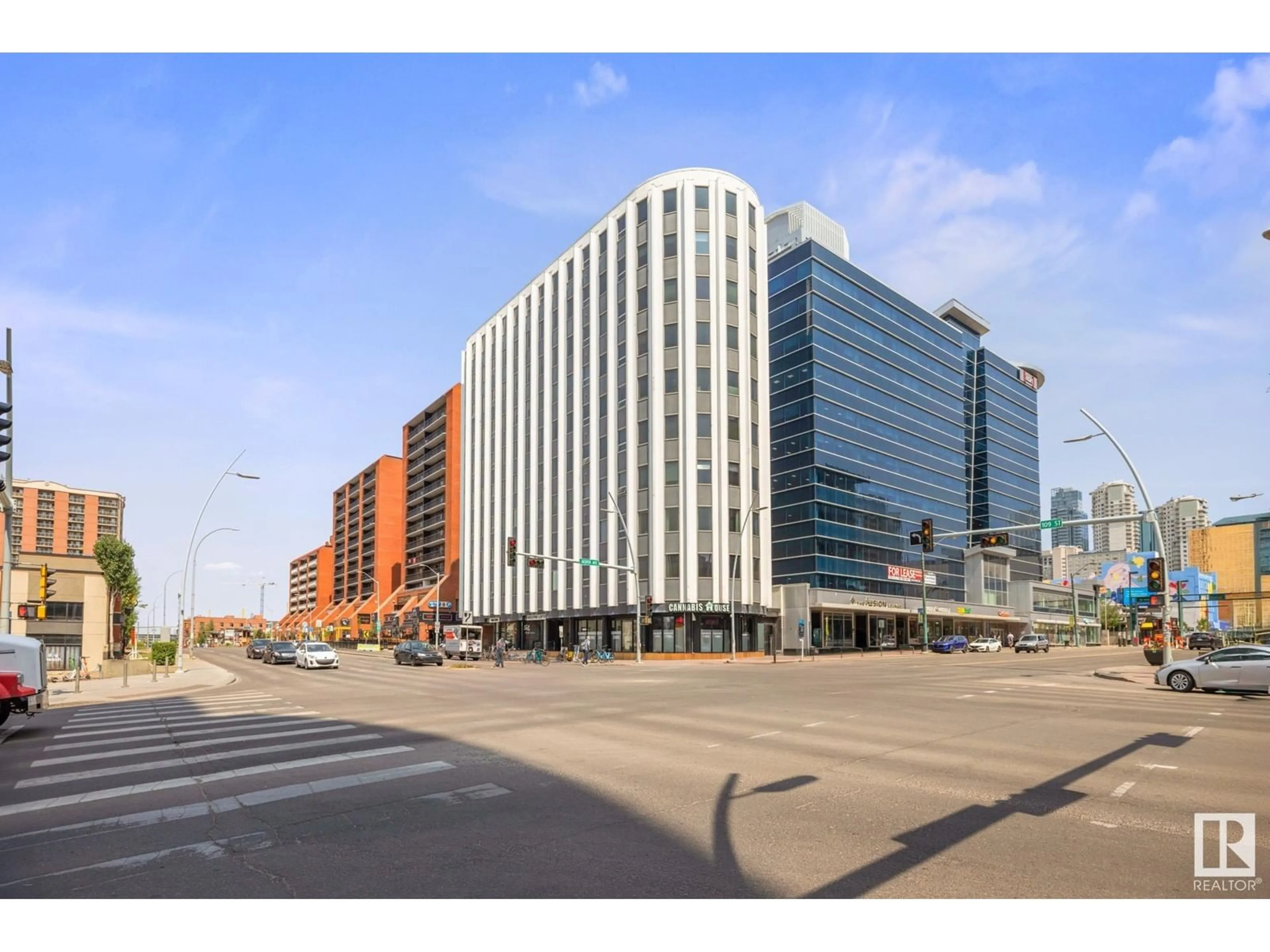 Blurry image for #504 - 10105 109 ST ST, Edmonton Alberta T5J1M8