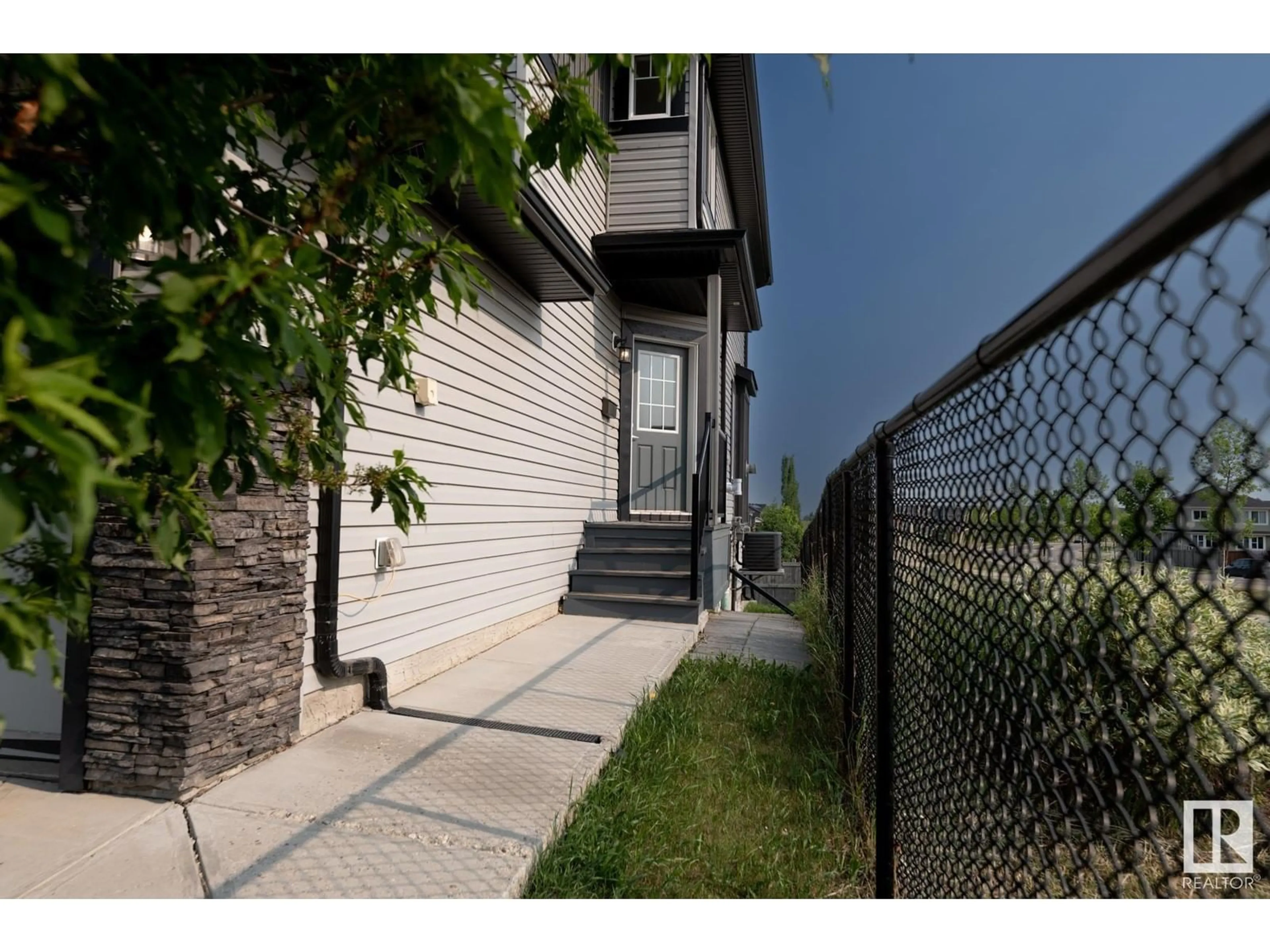 Unknown for 87 AVEBURY, Sherwood Park Alberta T8H0Z3