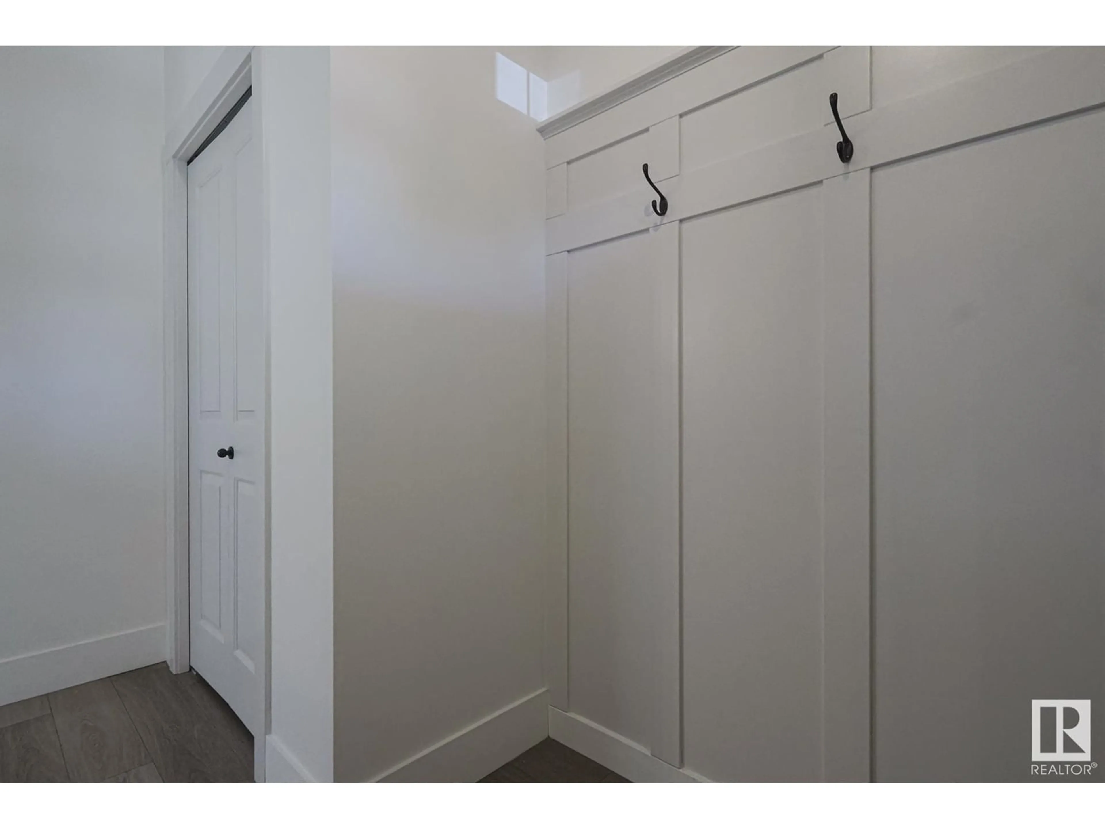 Storage room or clothes room or walk-in closet for 189 HAWKS RIDGE BV, Edmonton Alberta T5S0H6