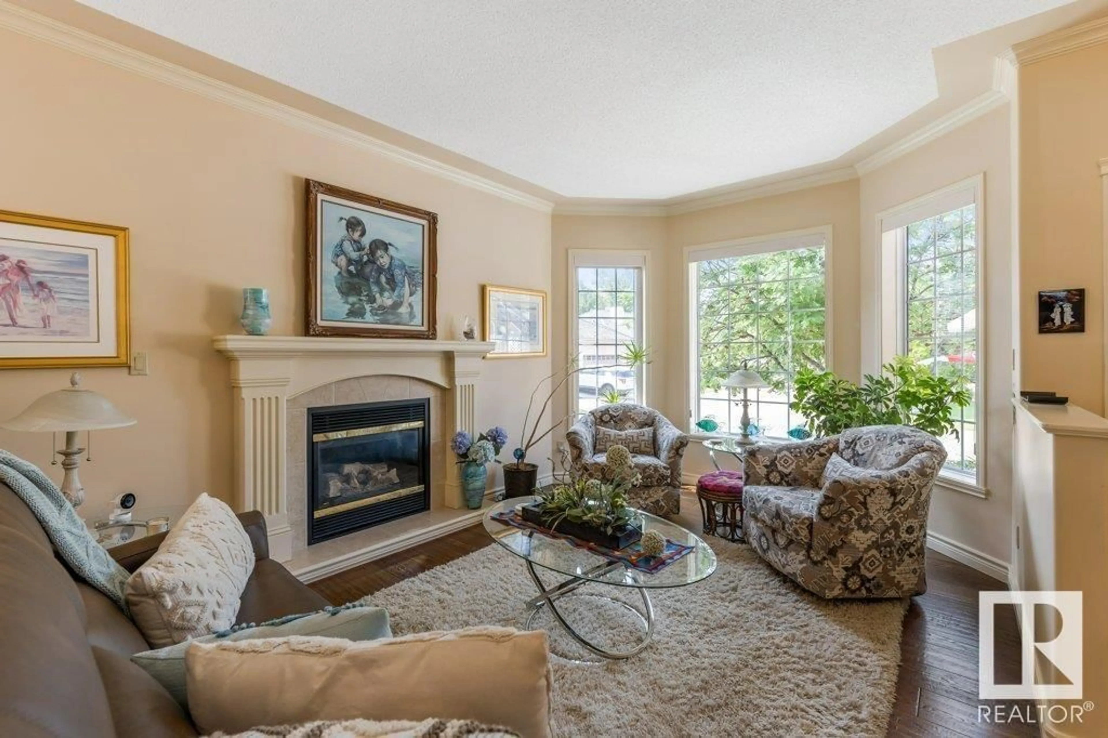 Living room with furniture, unknown for 29 170 KINGSWOOD BV, St. Albert Alberta T8N6Z6