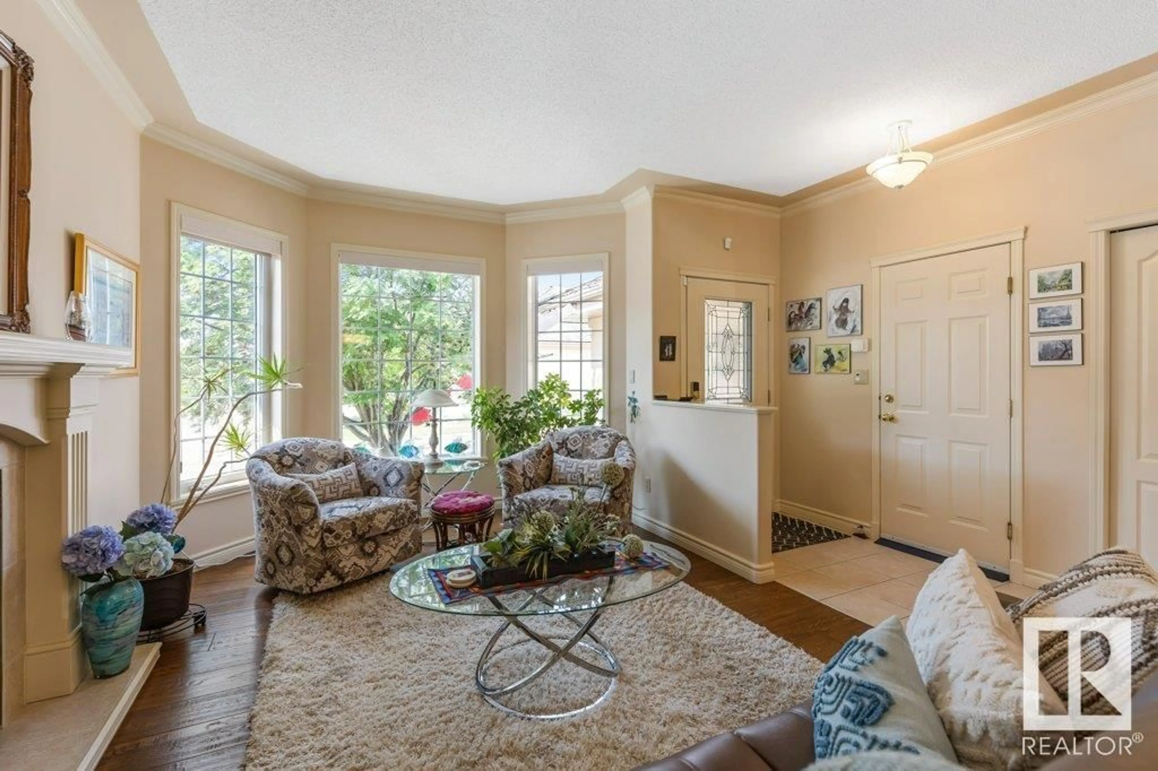 Living room with furniture, unknown for 29 170 KINGSWOOD BV, St. Albert Alberta T8N6Z6