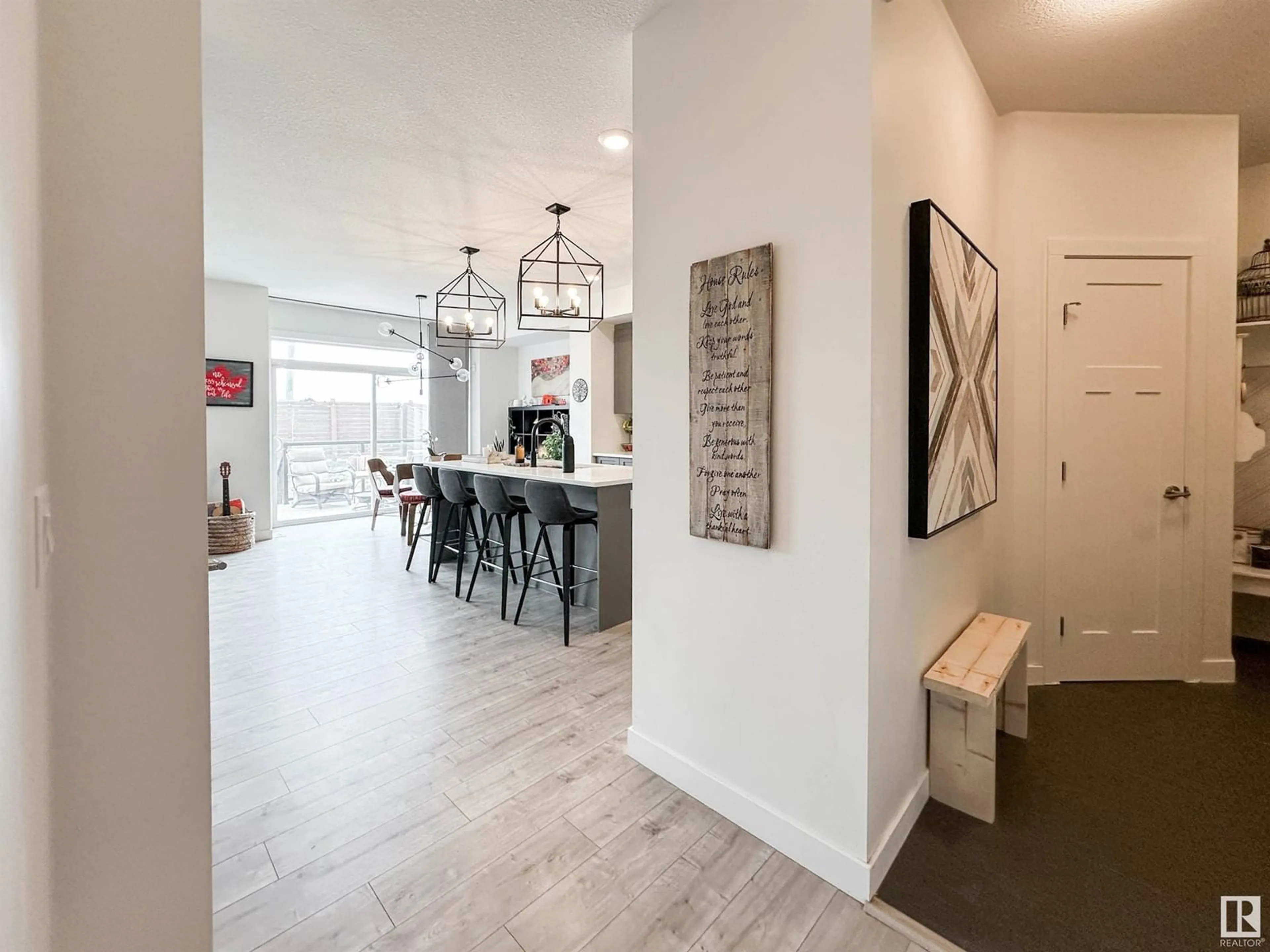 Indoor entryway for 146 JOYAL WY, St. Albert Alberta T8N7V3