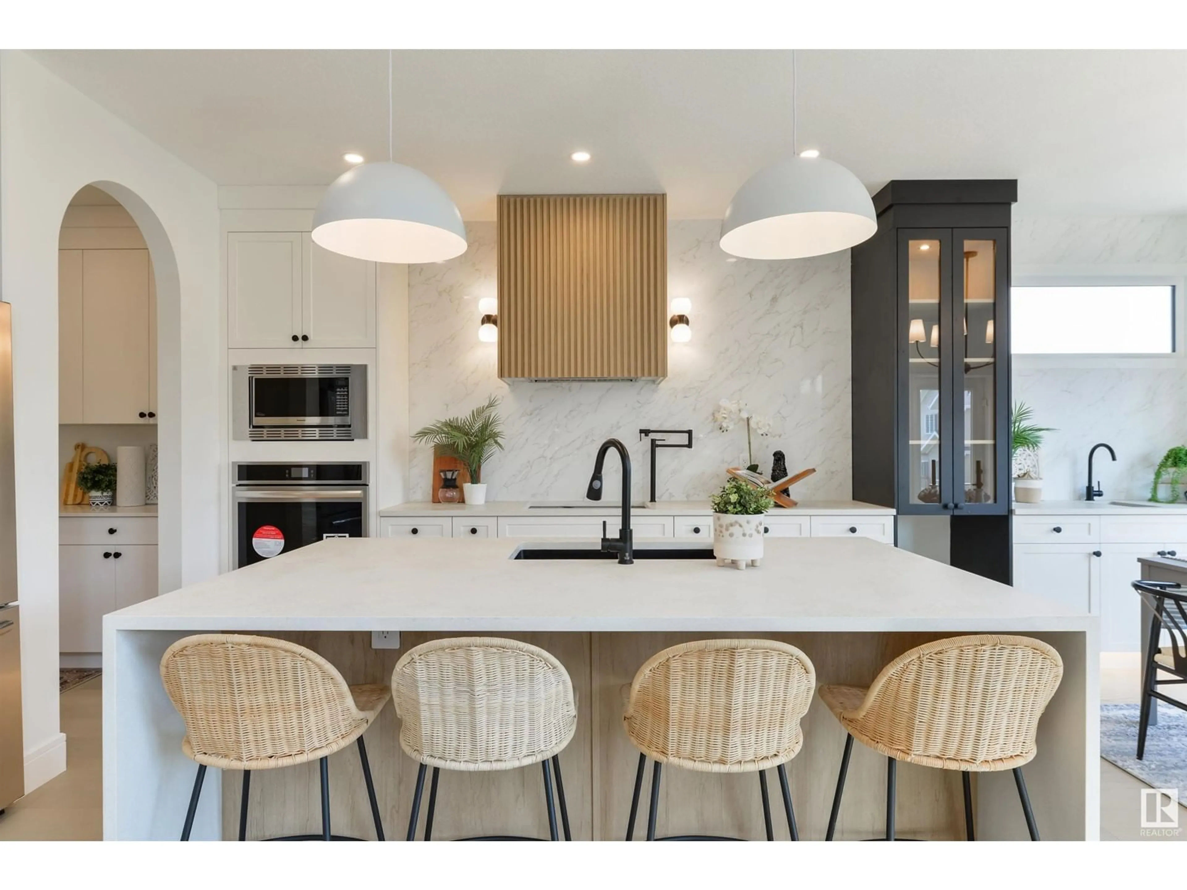 Contemporary kitchen, unknown for 5449 KOOTOOK RD, Edmonton Alberta T6W4W1
