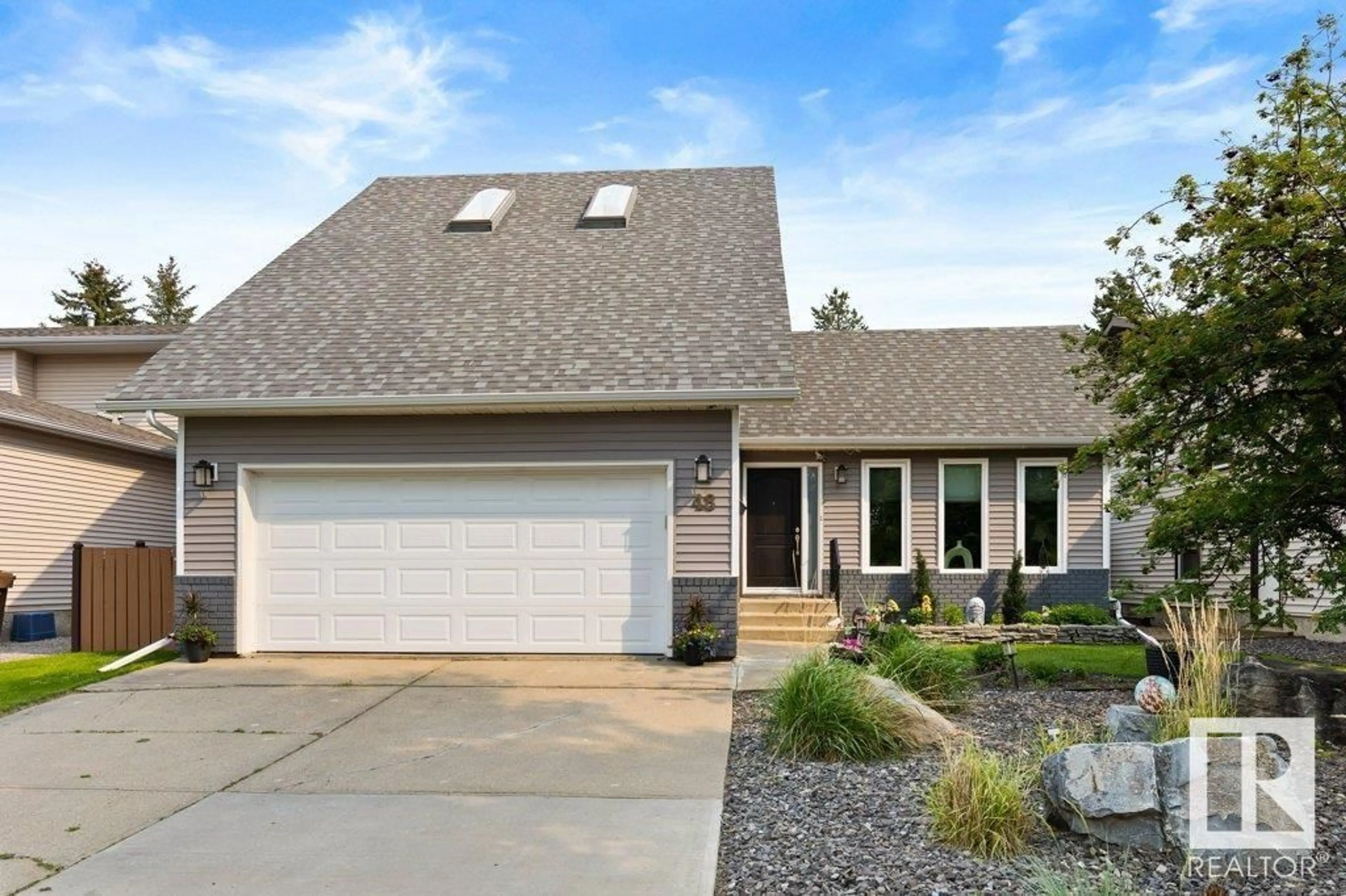 Home with brick exterior material, street for 48 DALHOUSIE ST, St. Albert Alberta T8N4Y9
