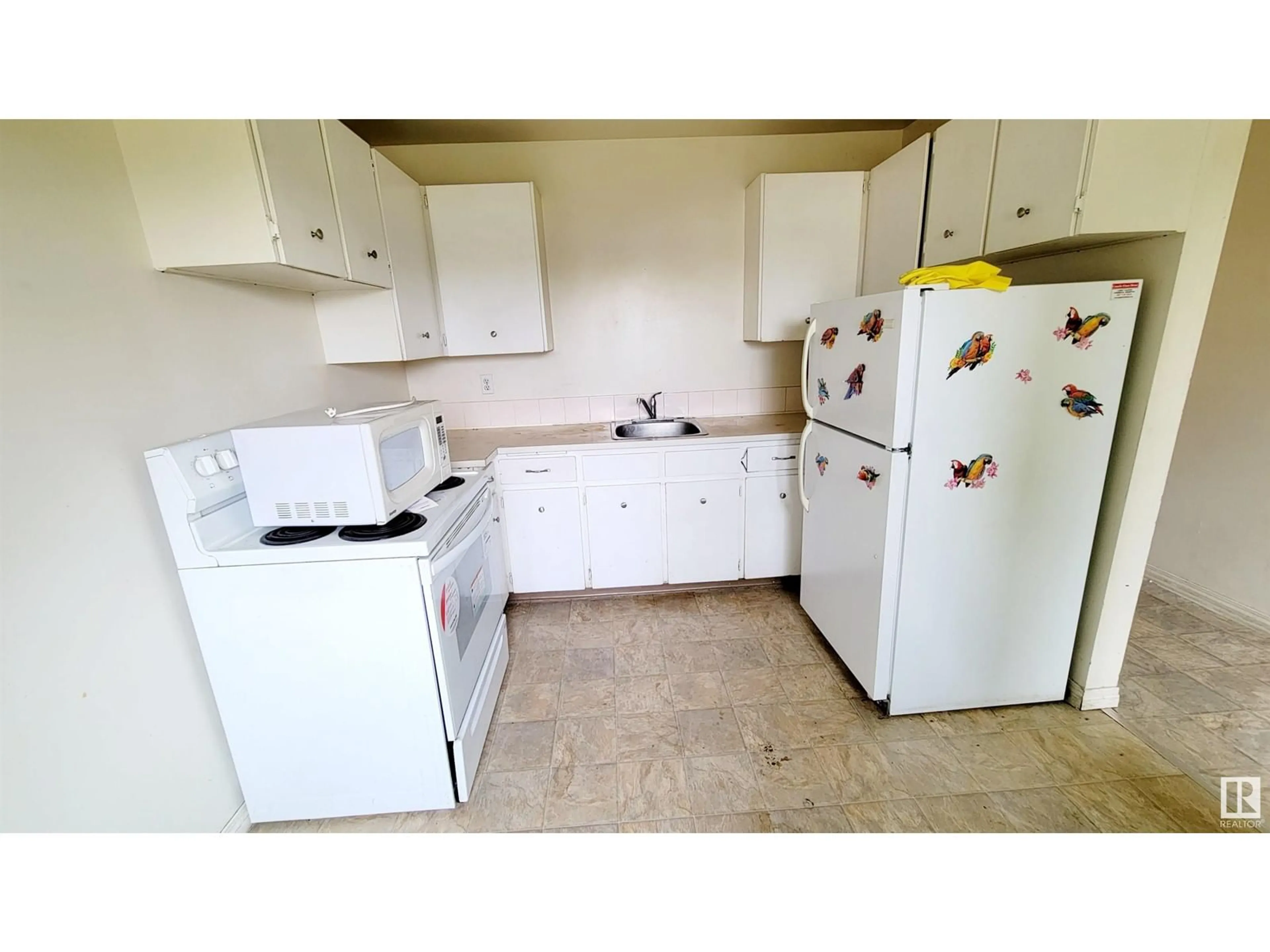 Standard kitchen, unknown for 193 ROSELAND VILLAGE NW, Edmonton Alberta T5E5R6