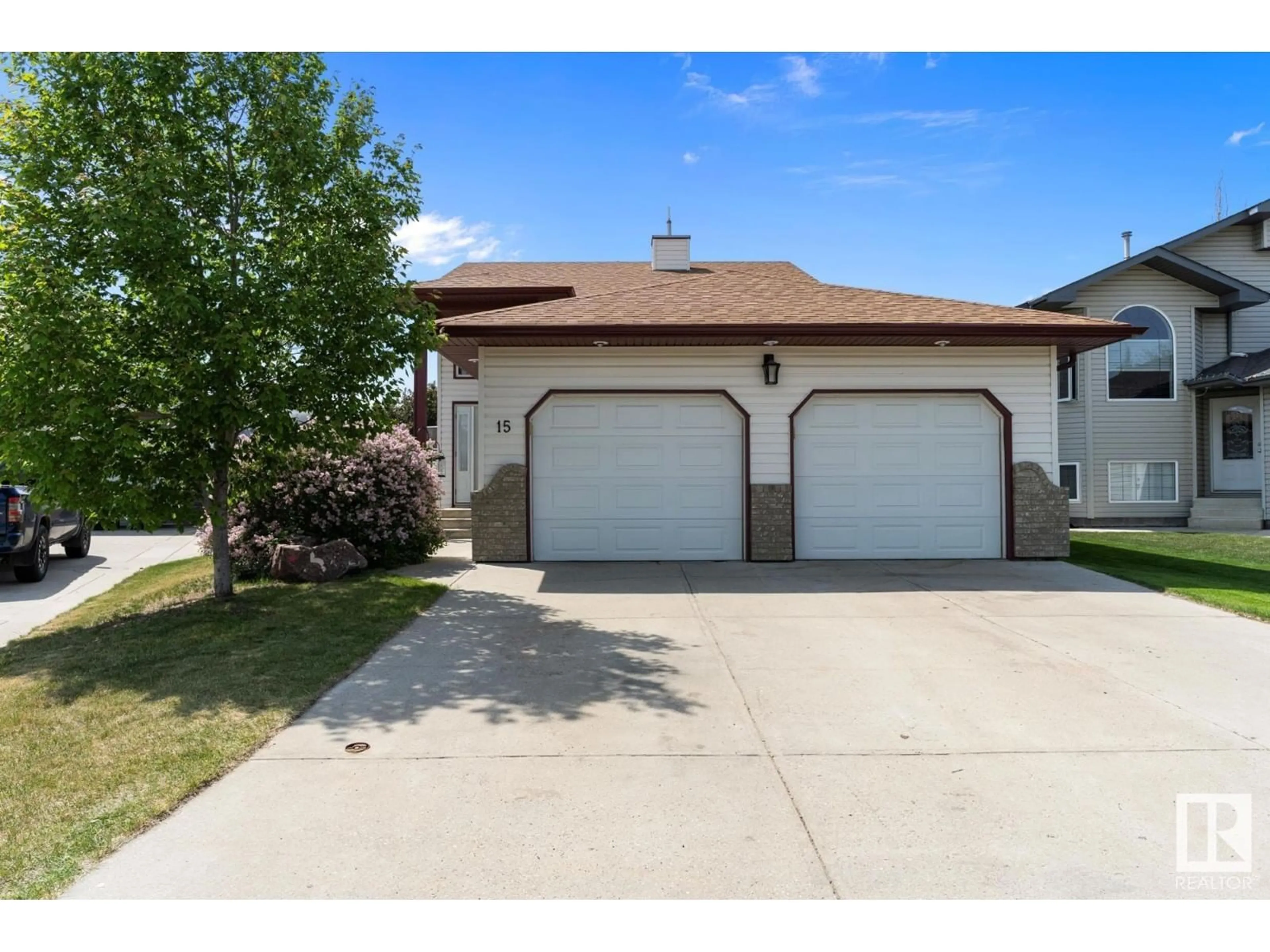 Unknown for 15 DEER PARK CR, Spruce Grove Alberta T7X4M2