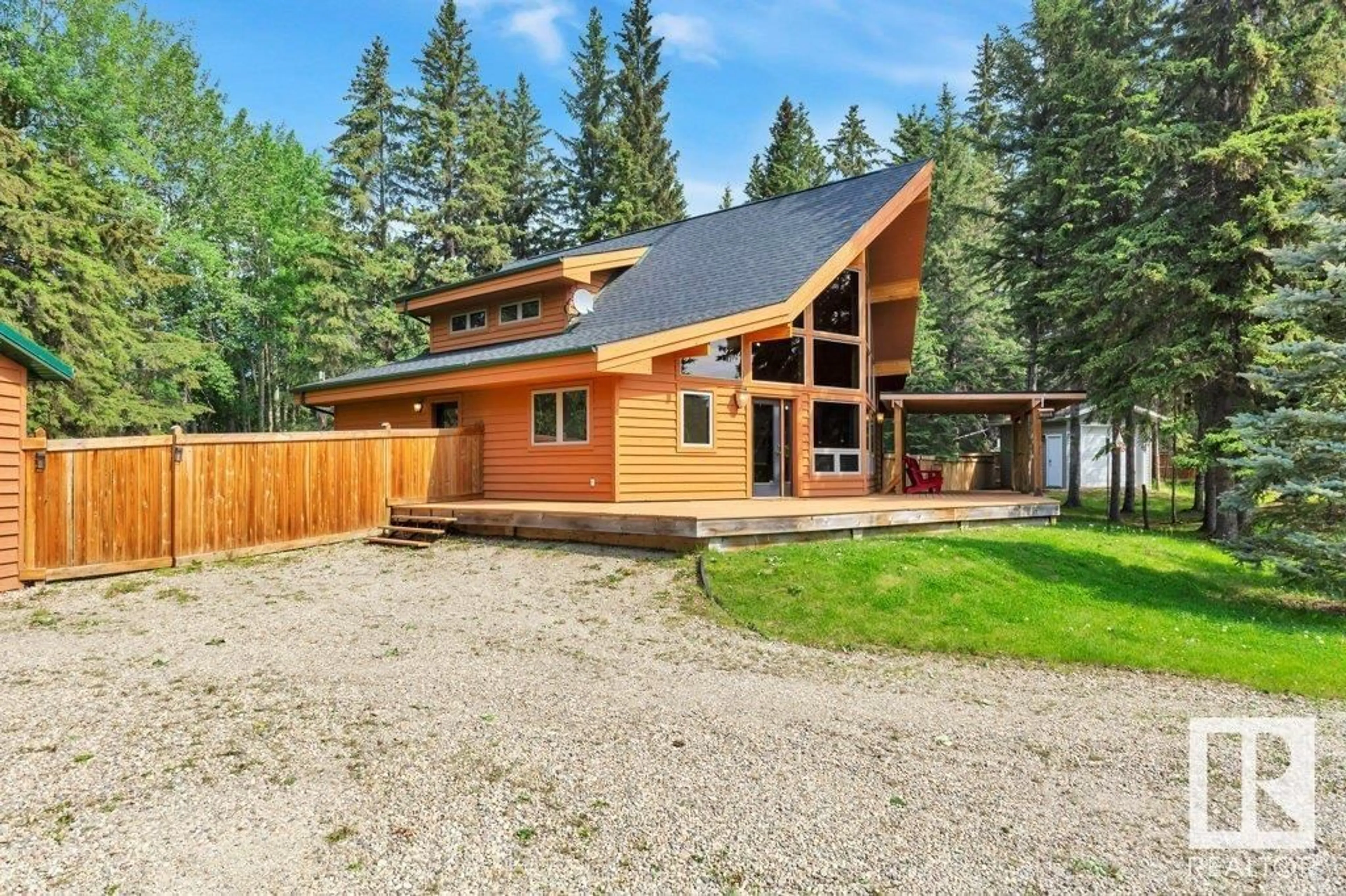 Home with vinyl exterior material, unknown for 22 62036 TWP ROAD 462, Rural Wetaskiwin County Alberta T0C0C0
