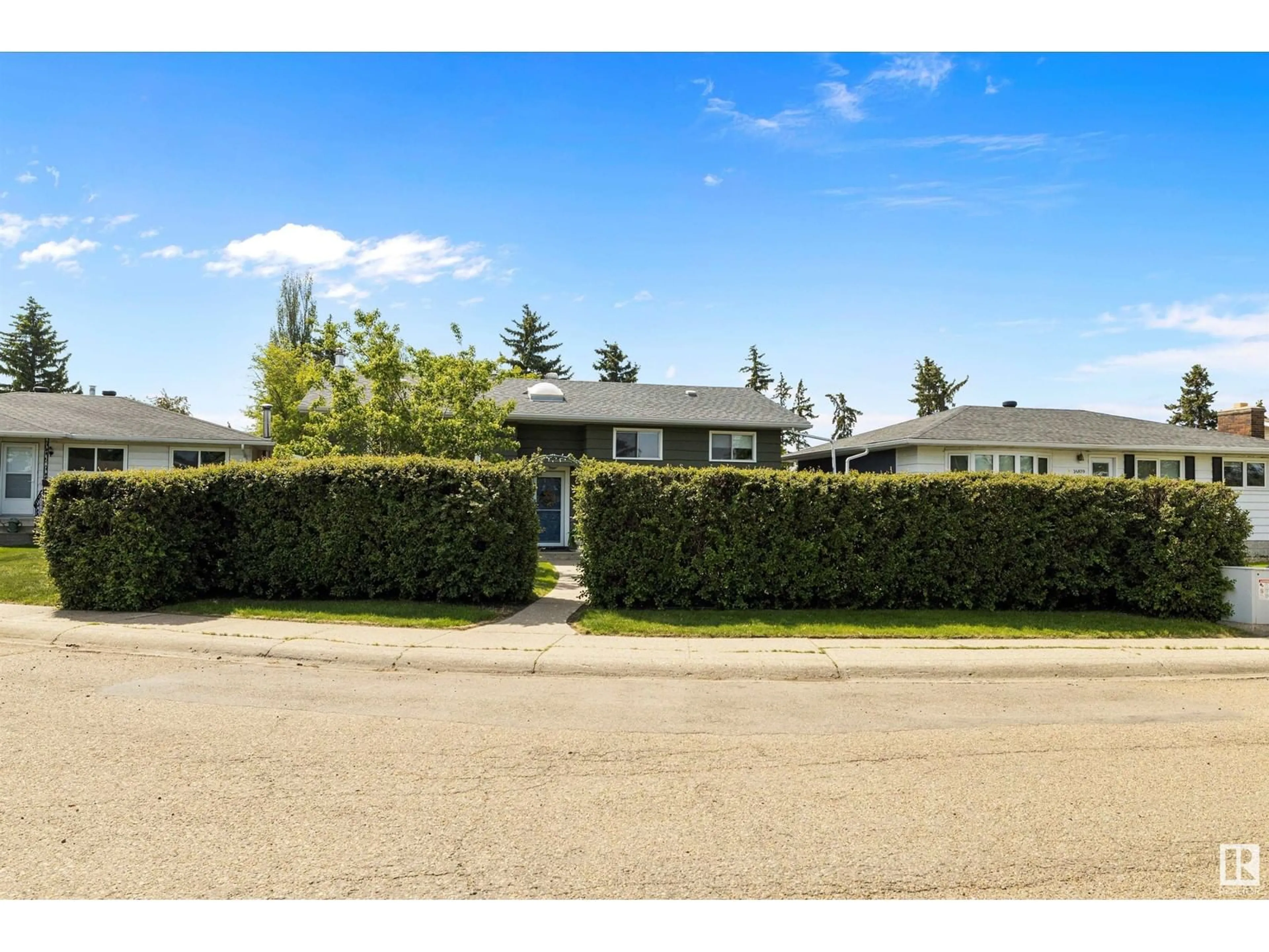 A pic from outside/outdoor area/front of a property/back of a property/a pic from drone, street for 16815 96 AV, Edmonton Alberta T5P0E2