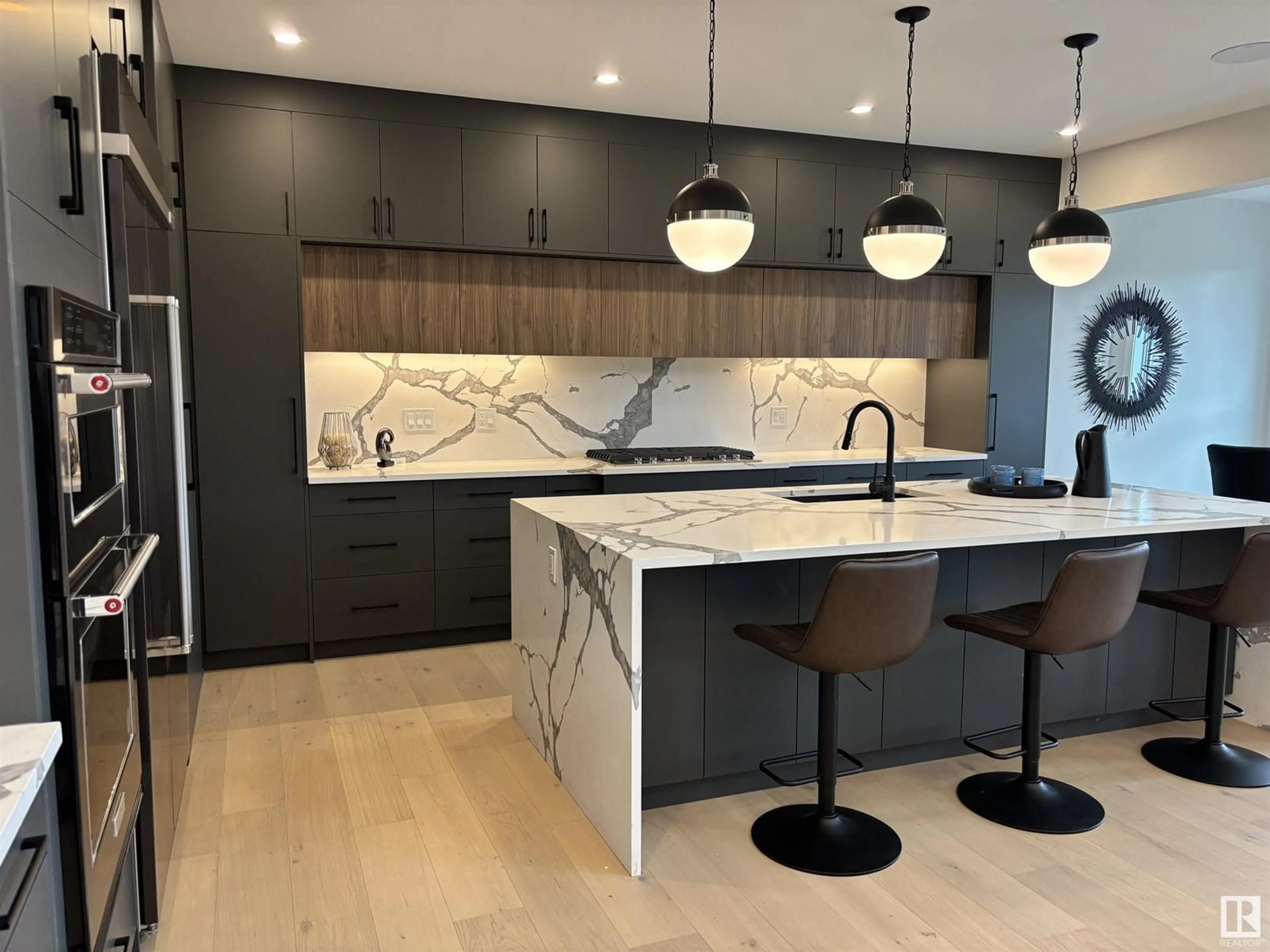 Contemporary kitchen, unknown for SW - 4715 WOOLSEY COMMON, Edmonton Alberta T6W2E2