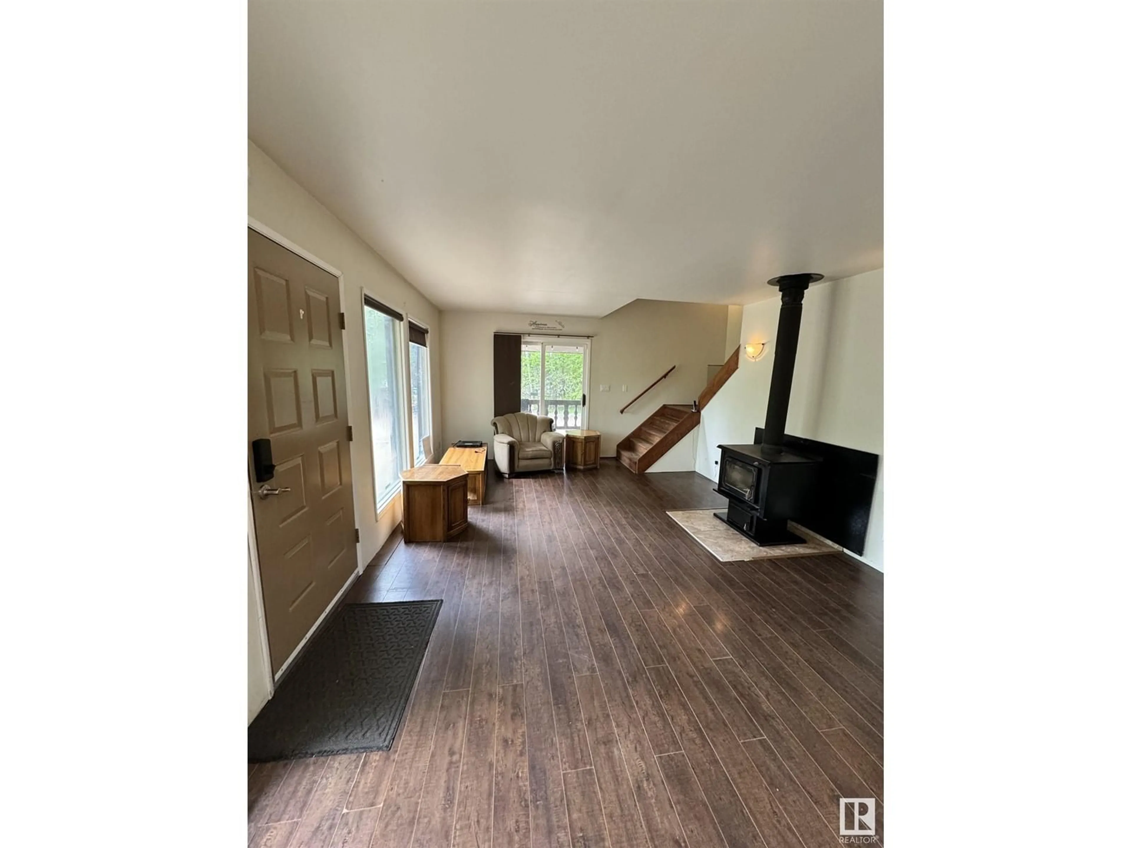 A pic of a room for 375 PERCH CRES, Rural Smoky Lake County Alberta T0A3L0