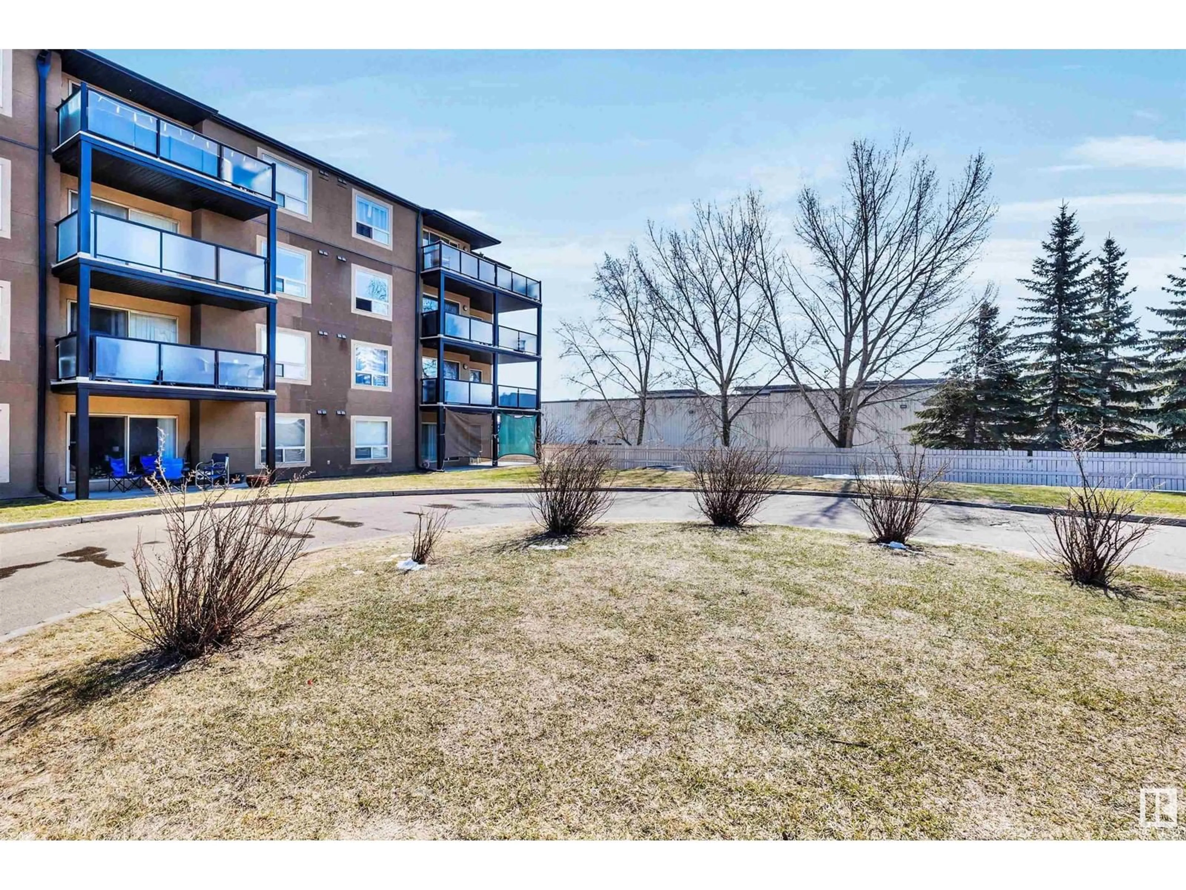 Unknown for #302 - 13907 136 ST, Edmonton Alberta T6V1Y5