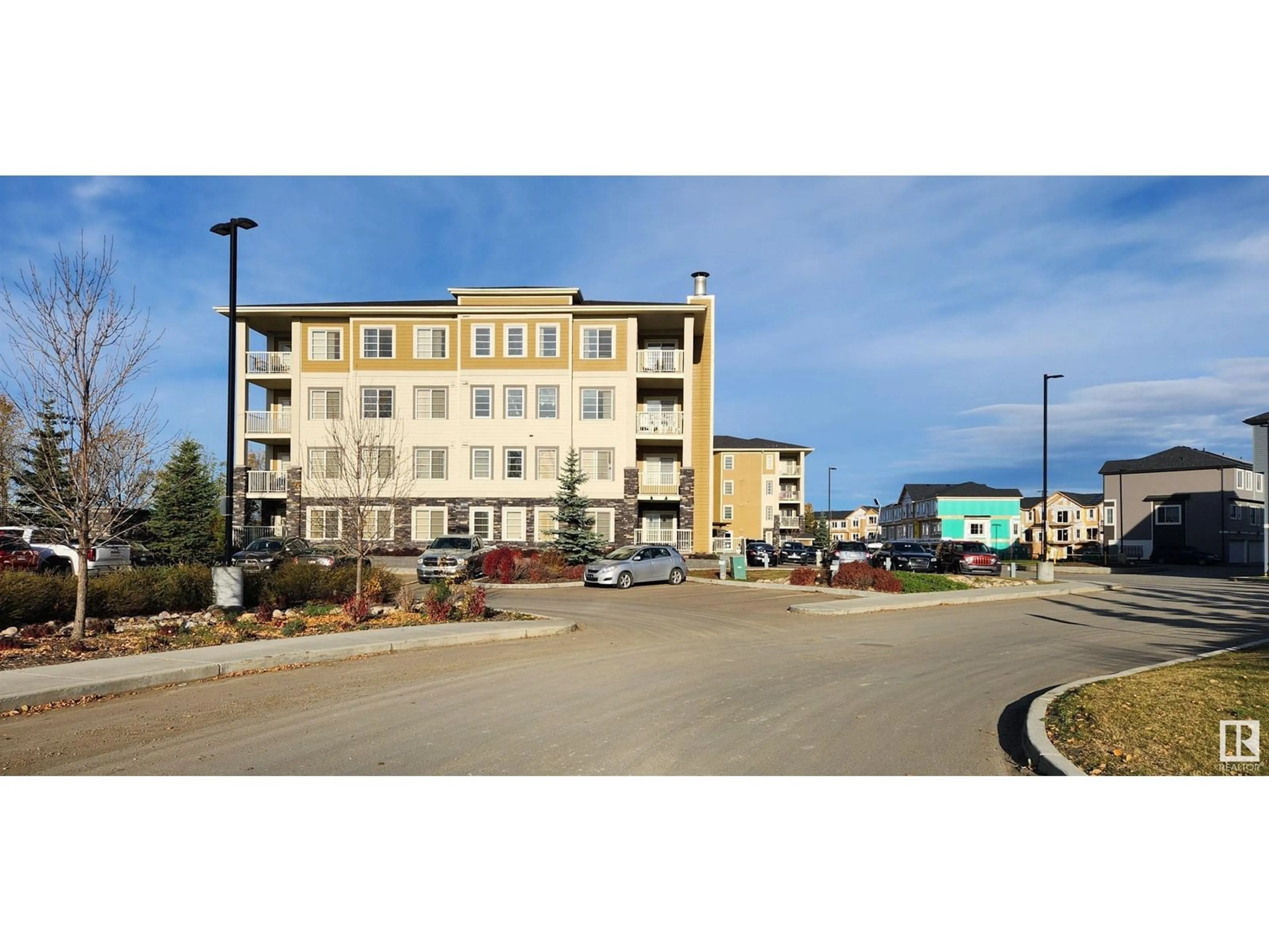 Blurry image for 216 - 3670 139 AV, Edmonton Alberta T5Y3N5