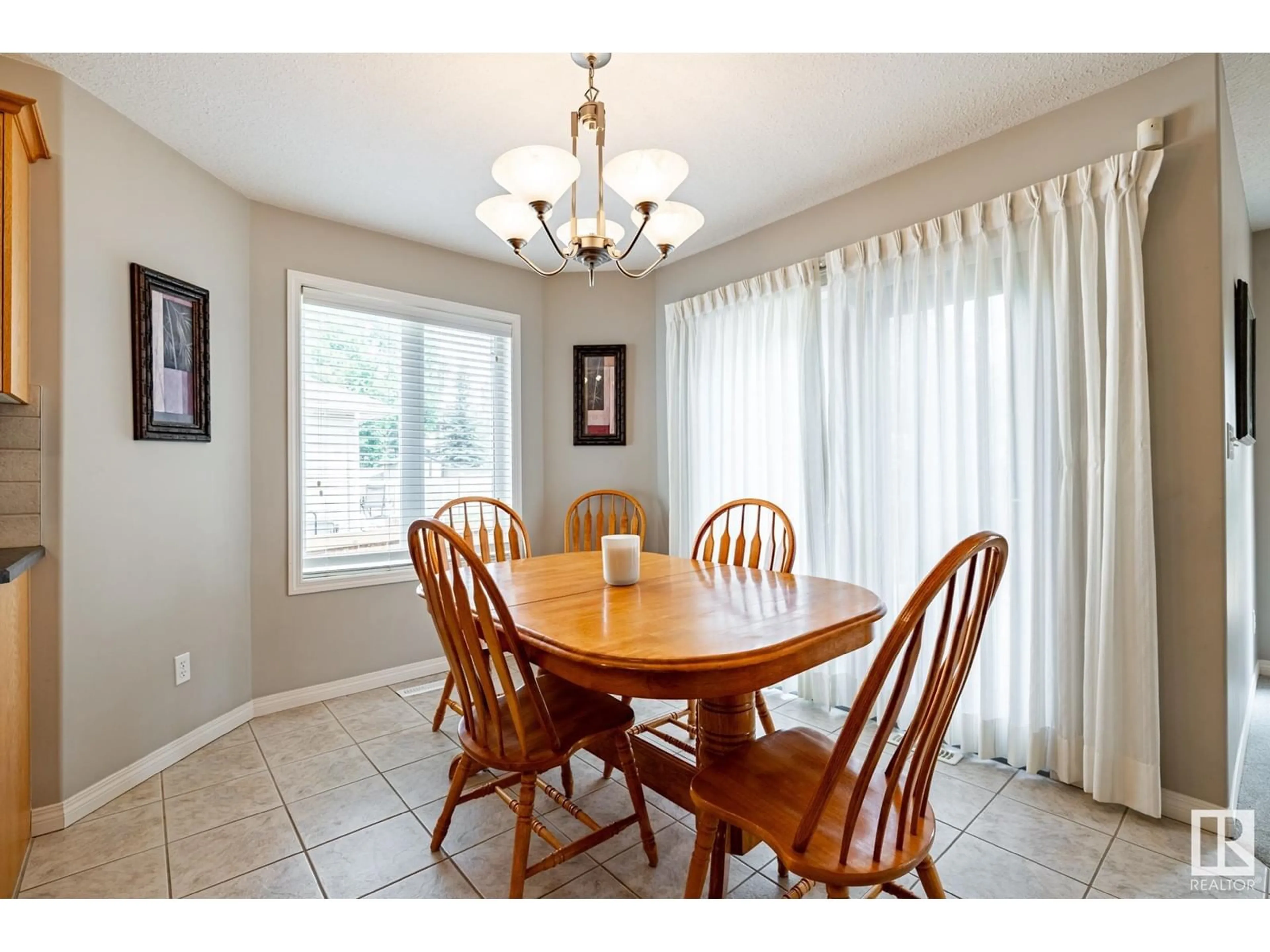 Dining room, unknown for 155 REICHERT DR, Beaumont Alberta T4X0B8