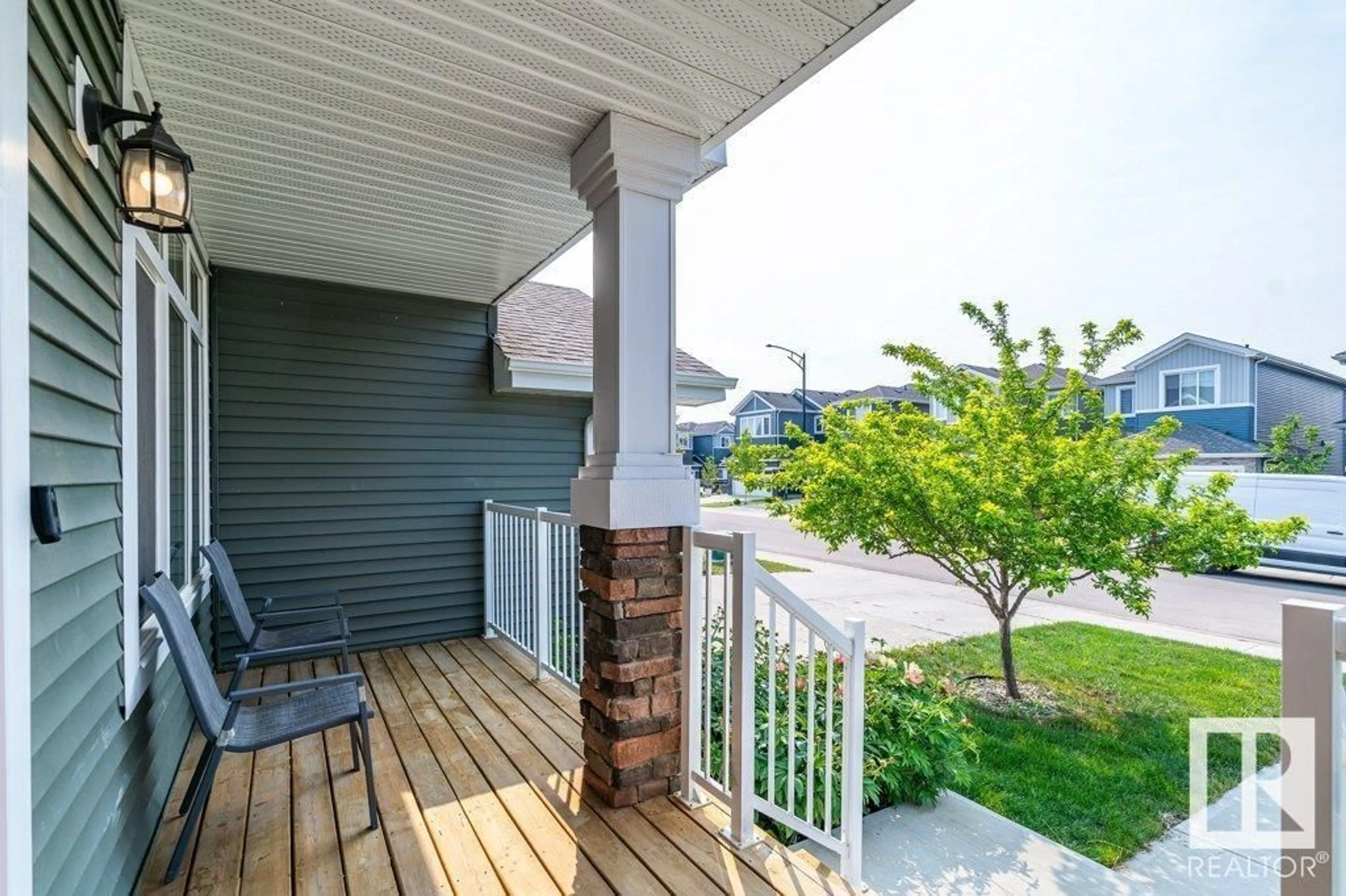 Patio, water/lake/river/ocean view for 16022 32 AV, Edmonton Alberta T6W4P3